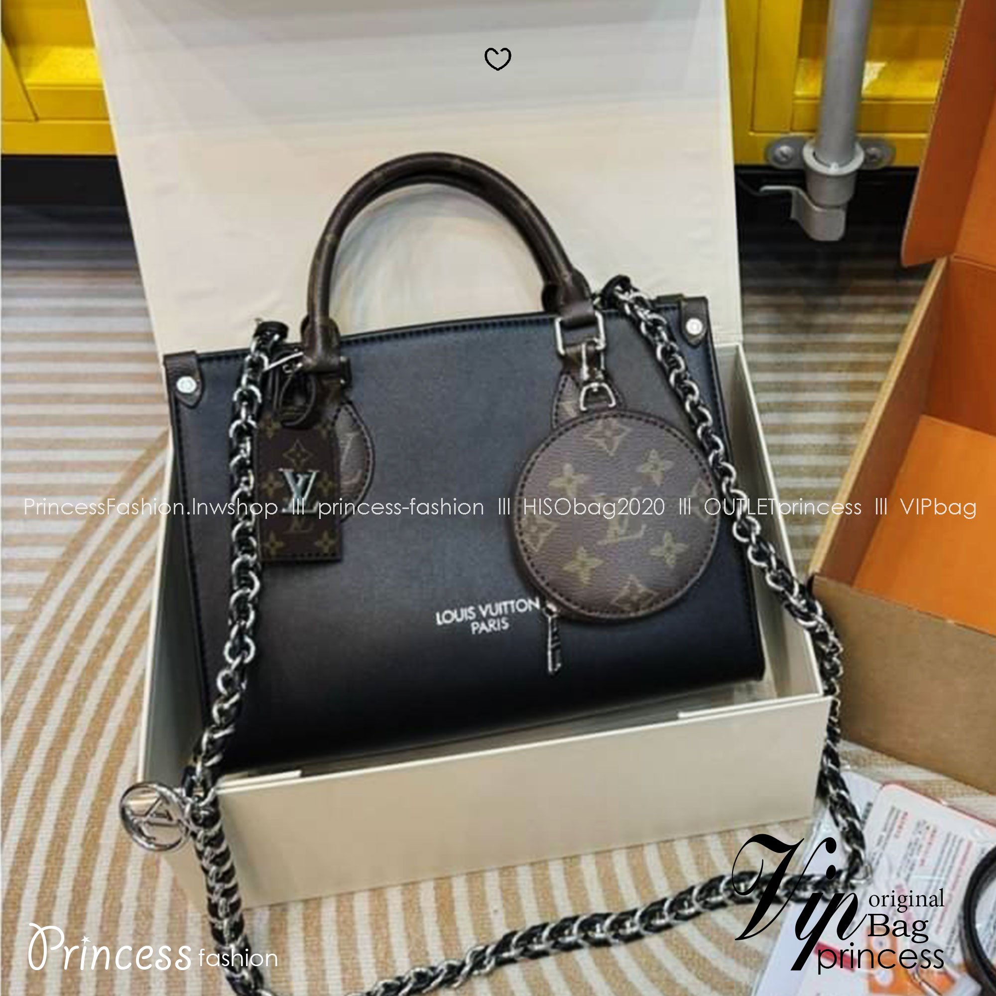 LV Onthego Leather Tote Bag กระเป๋าทรงโท้ทดีไซน์ใหม่ สีดำสุดคลาสสิก พร้อมสายสะพายโซ่ร้อยหนังสีดำเข้าเซ็ทและใบลูกลายโมโนแกรมตัดสีกันได้อย่างลงตัว ตอบโจทย์ได้ทุกลุค ทุกสไตล์
