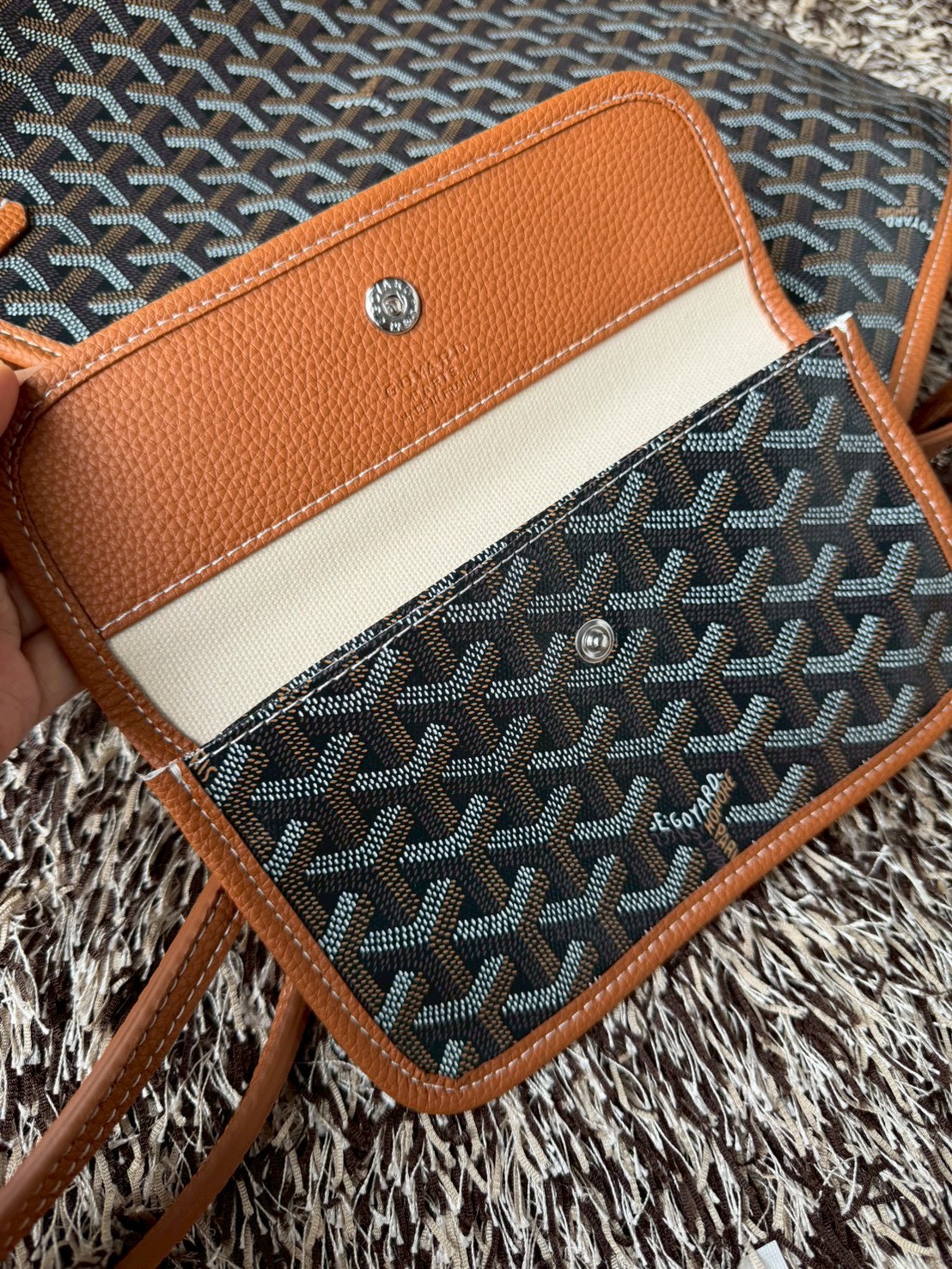 Goyard Hardy PM Tote Bag กระเป๋าสะพายทรงโท้ท ทรงเหลี่ยมใบใหญ่ ภายในโล่งกว้างมาก จุของได้ครบ