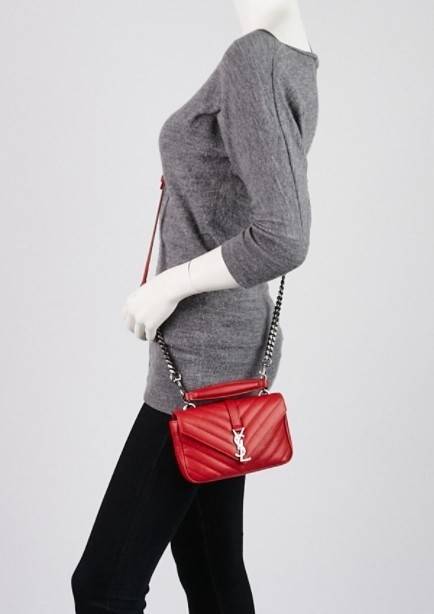 VIP 】SAINT LAURENT CLASSIC BABY COLLEGE MONOGRAM CHAIN BAG IN BLACK MATELASSE LEATHER VIP GIFT WITH PURCHASE (GWP) พรีเมี่ยมกิ้ฟ Limited Edition จาก YSL DUTY FREE COUNTER กระเป๋าสะพายรูปทรงน่ารัก ดีไซต์มาใหม่สำหรับสาวก SAINT LAURENT มีหูจับเกร๋ๆ ที่ด้านบน