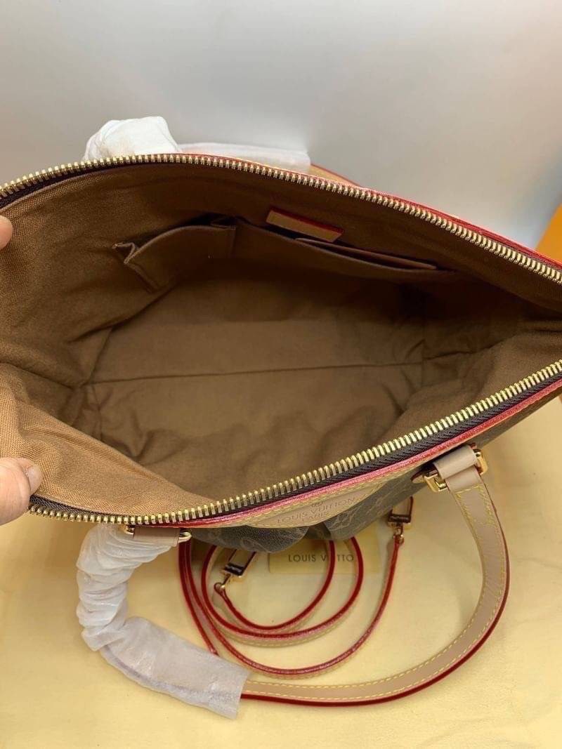 หนังแท้ LOUIS VUITTON Monogram Palermo PM พร้อมส่งที่ไทย ภาพสินค้าถ่ายจากงานขายจริง