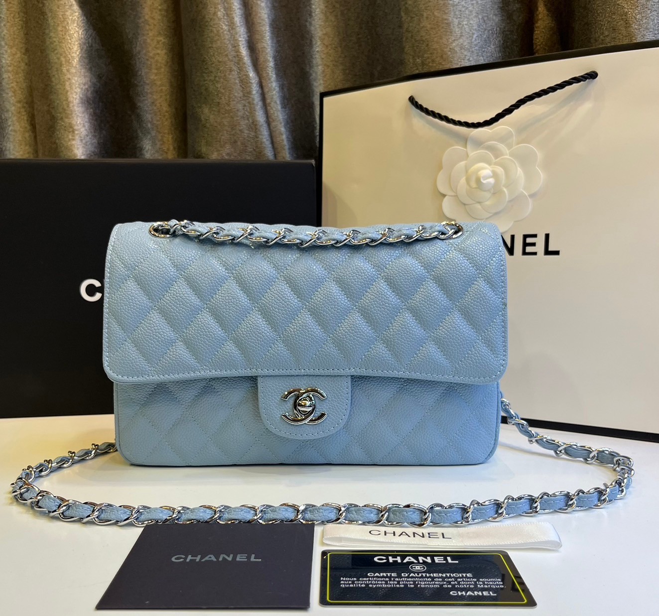 พร้อมส่งโทนพาสเทล CHANEL Classic in Pastel 25cm กระเป๋าสะพายรุ่นยอดนิยมเรียบหรู เกรดออริ 1:1 ใช้งานต่างประเทศได้ ภาพถ่ายจากงานขายจริง
