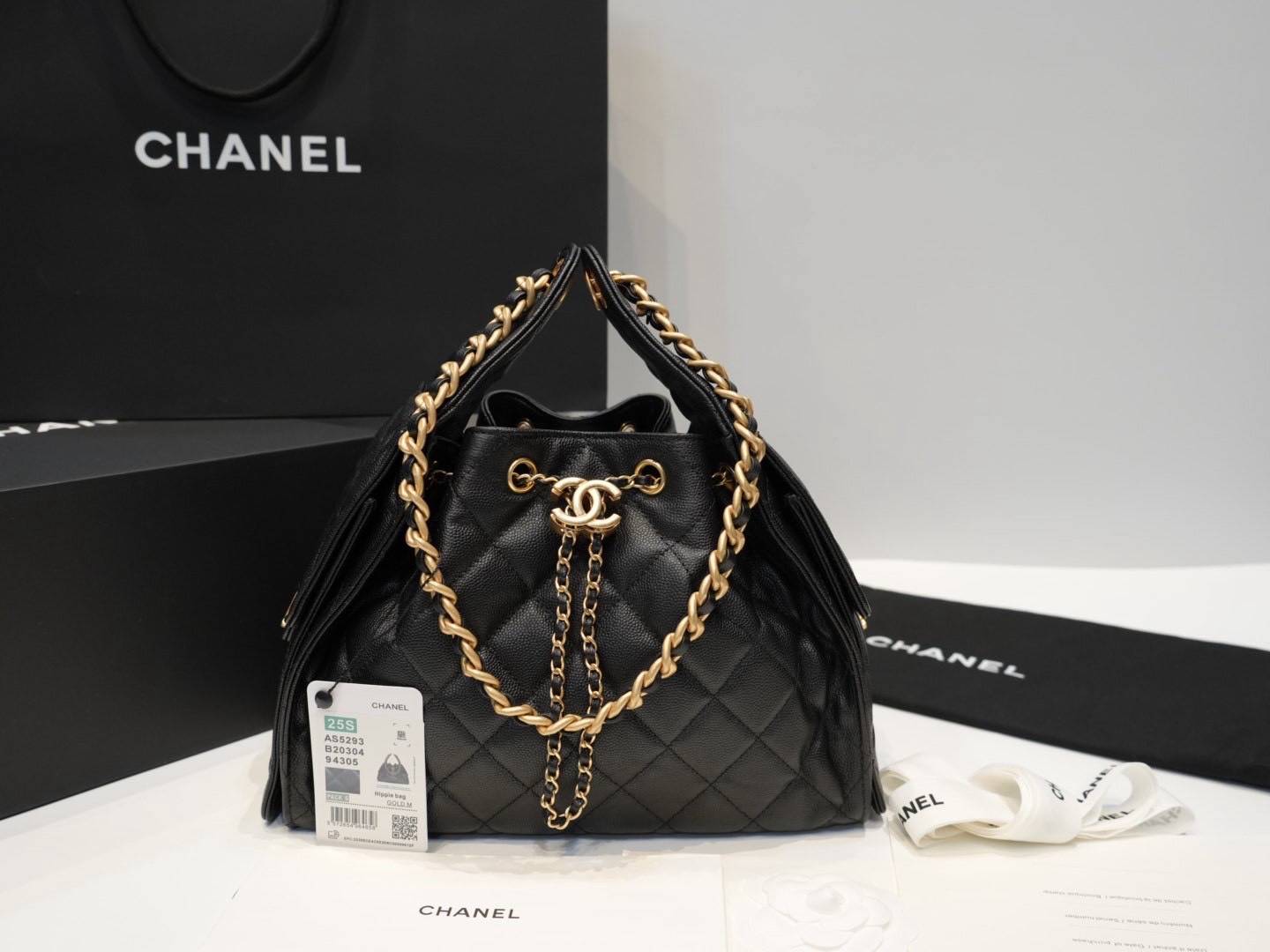 TOP ORI หนังแท้ | CHANEL 25 Small Handbag Spring-Summer 2025 กระเป๋าสะพายรุ่นใหม่สุดฮอตแห่งปี หนังแท้ลายเกรน ที่สุดแห่งความไอคอนิก มาพร้อมใบเล็ก อะไหล่สีทองสวยหรู