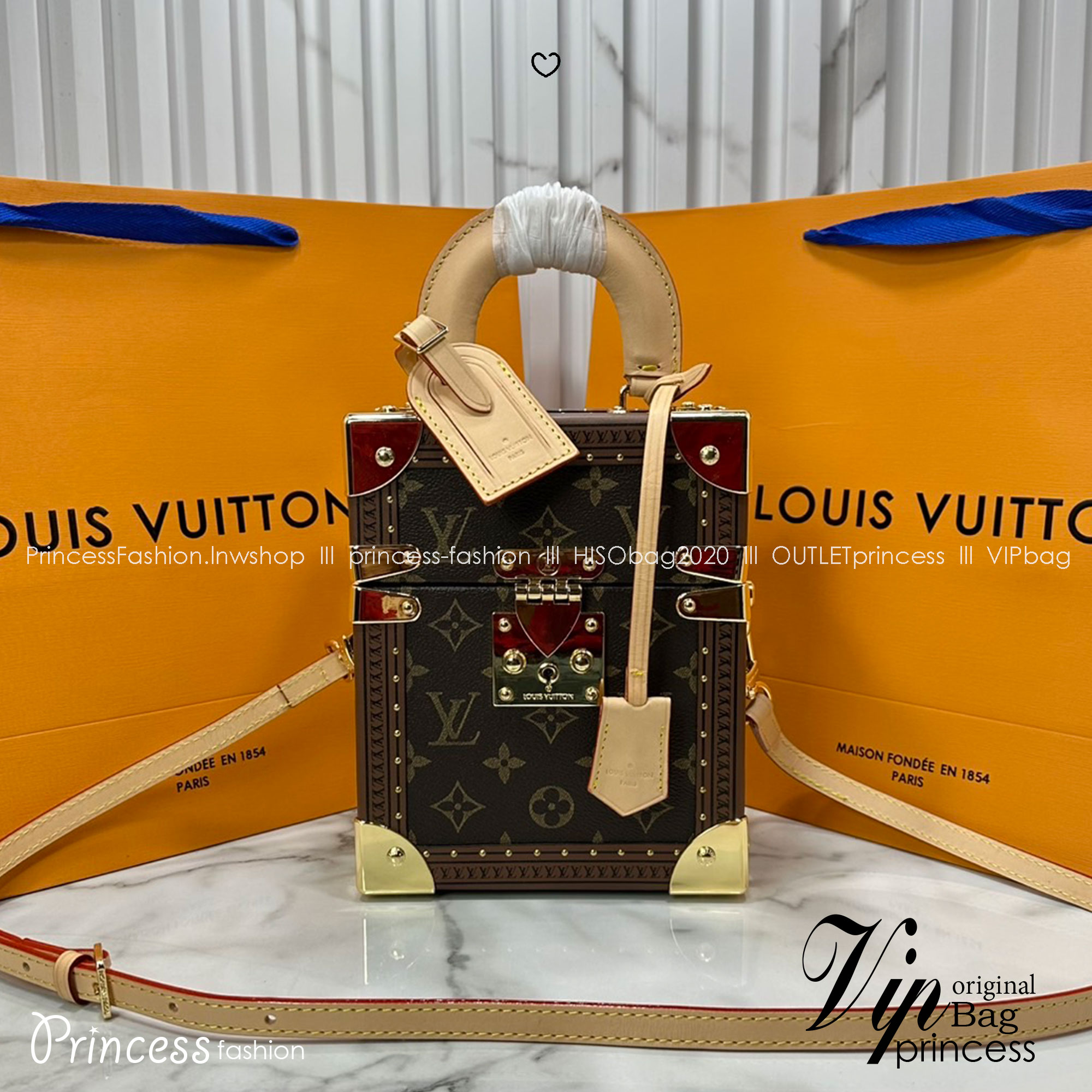 ORI หนังแท้ | LV Camera Box S-lock Monogram canvas กระเป๋าสะพายทรงกล่องดีไซน์ขนาดเล็กพกพาสนุก คอลเลกชัน Fall-Winter 2022 เปี่ยมไปด้วยพลังและหรูหรา