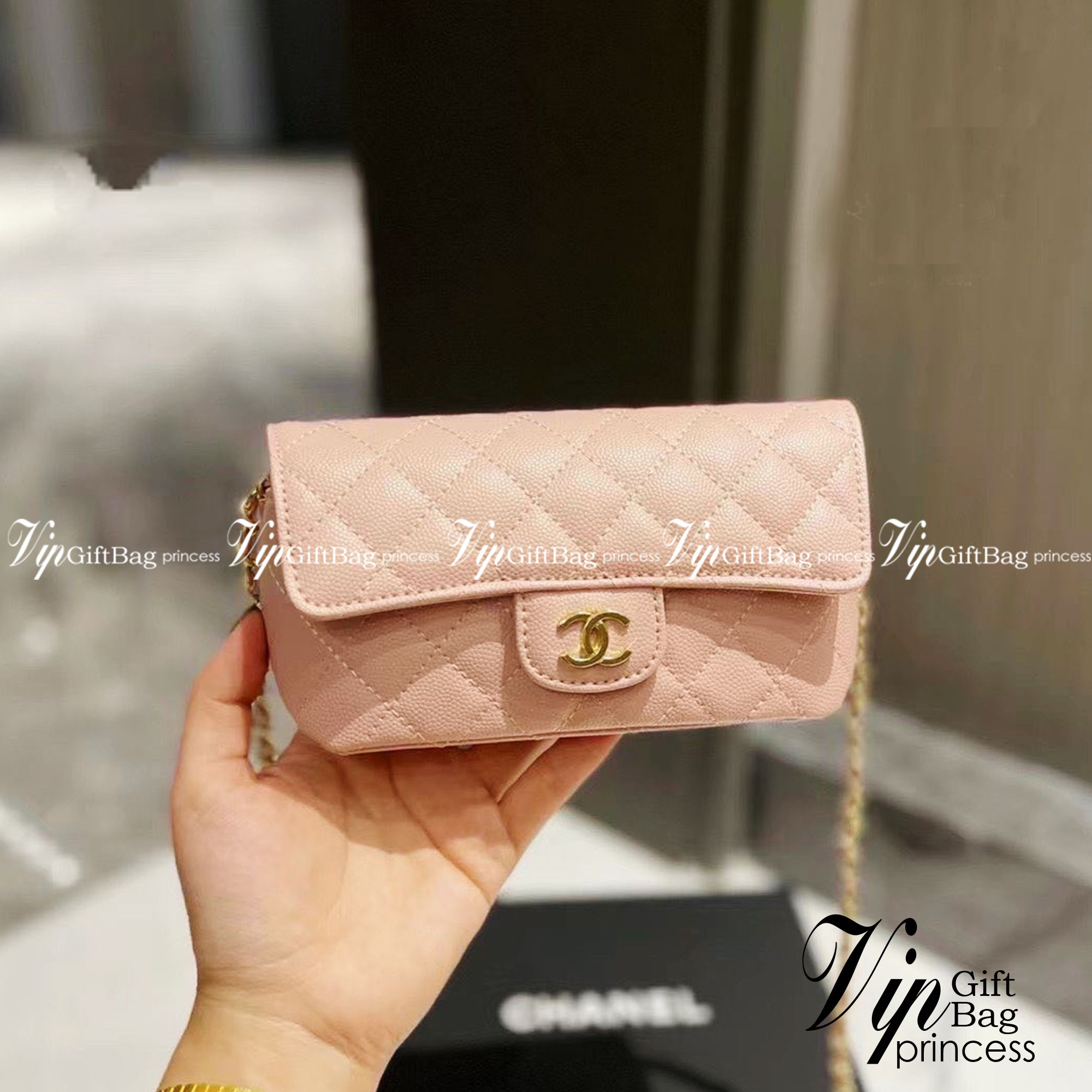 vipCHANEL Glasses Case with Classic Chain กระเป๋าสะพายไซส์มินิสุดคลาสสิค หนังคาเวียร์ เงาสวย มาพร้อมสายโซ่อะไหล่ทอง