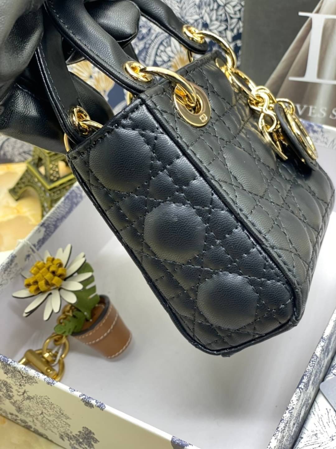 VIP 】หนังแท้ CHRISTIAN DIOR MICRO LADY DIOR BAG Cannage Lambskin