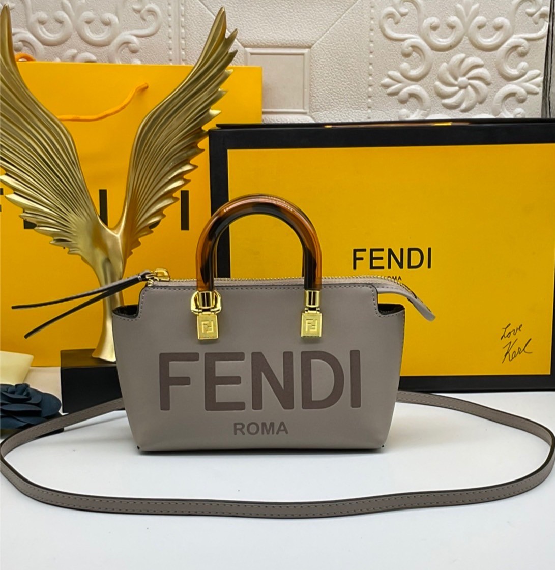 FENDI By The Way Mini Bag พร้อมส่งที่ไทย ภาพถ่ายจากงานขายจริง Iconic mini By The Way Boston bag made FENDI ROMA lettering and rigid tortoiseshell-effect plexiglass handles.