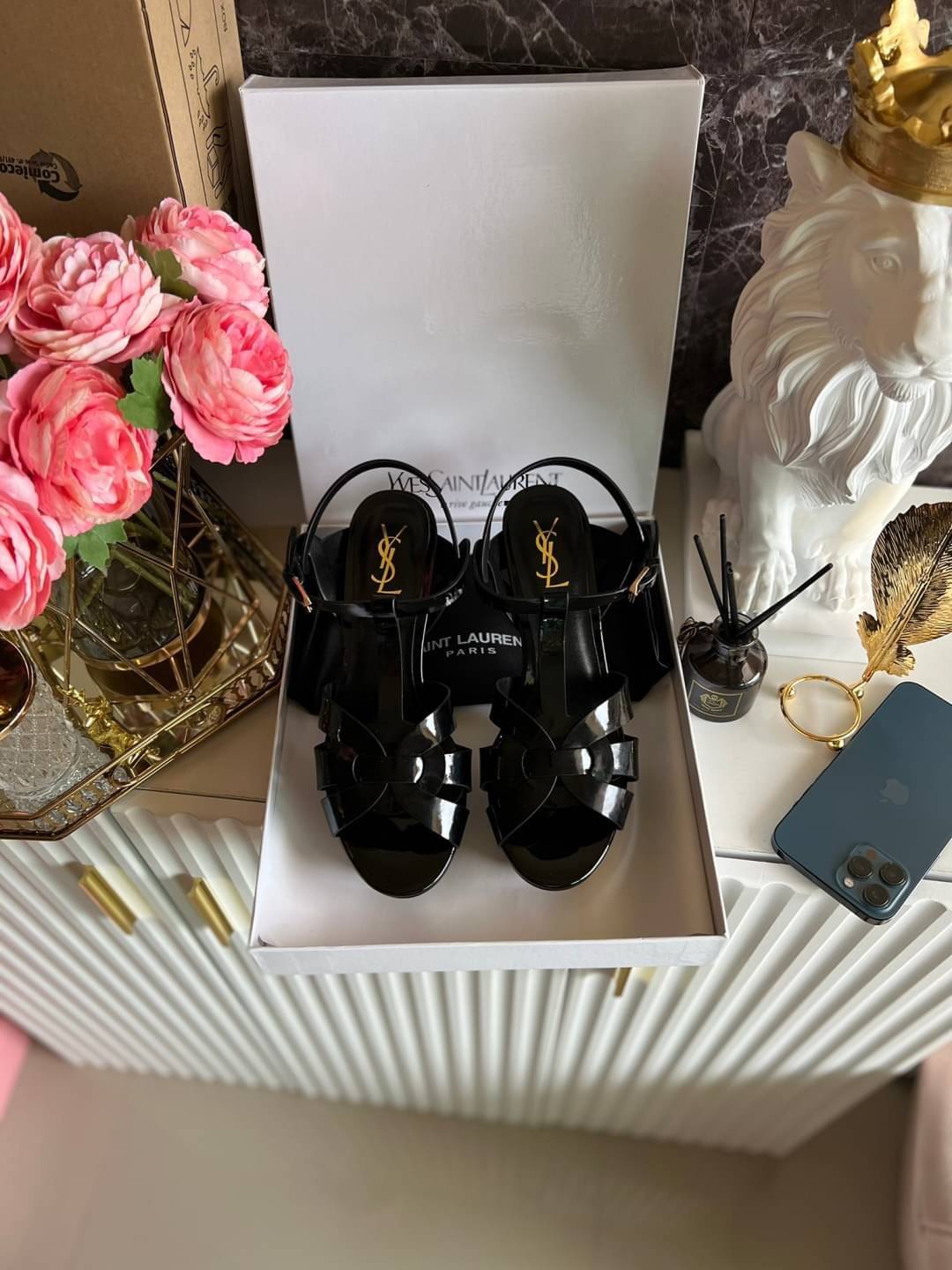 YSL TRIBUTE HEEL / SAINT LAURENT TRIBUTE HEEL / YSL HIGH HEEL เกรดออริจินอล รองเท้าส้นสูงแบรนด์หรู ที่สาวๆ ทุกคนควรมี ไว้ออกงานหรือใส่ทำงานได้ คู่นี้คือปังได้ตลอดกาล เพิ่มความสูงเพรียว สวยหรูมากค่ะ