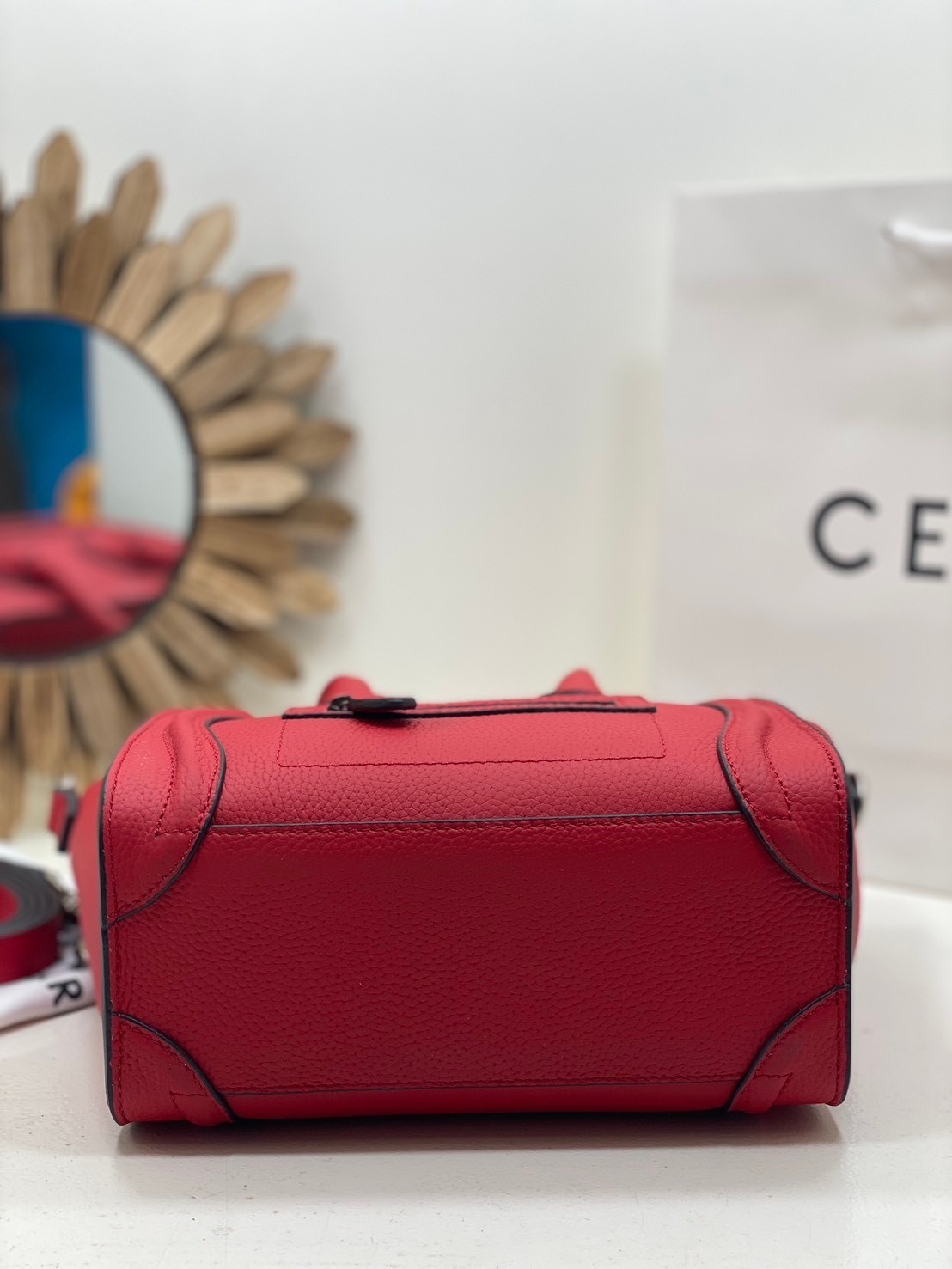 ORI หนังแท้ | Celine Luggage Tote Nano Bag20cm กระเป๋าสะพายทรงโท้ท ดีไซน์เป็นเอกลักษณ์ เรียบหรูดูแพง