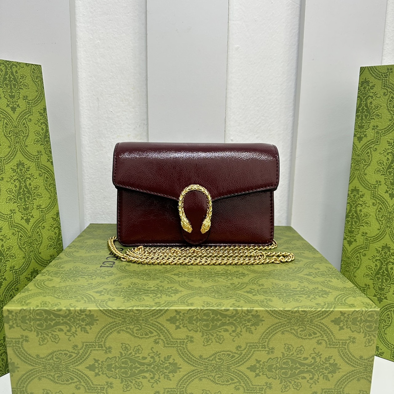 GUCCI DIONYSUS SUPER MINI BAG Patent Leather กระเป๋าสะพายหนังแก้ว เกรดออริ สลับแท้ 1:1 ใช้งานต่างประเทศได้