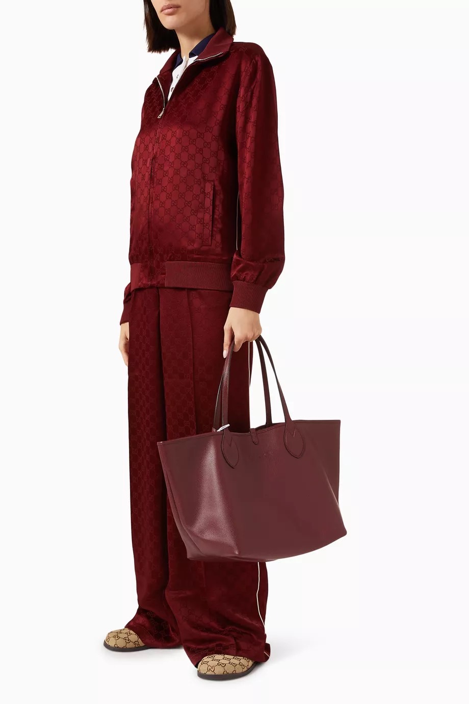 ORI หนังแท้ | Gucci Totissima medium reversible tote bag / Gucci Tote Bag กระเป๋าทรงสะพายทรงโท้ท ใช้งานได้ 2 ด้าน ดีไซน์ใหม่ล่าสุด ด้านหนัง และด้านแควสวยลายโลโก้ สวยหรูเรียบง่าย มาพร้อมใบเล็กเข้าเซ็ท ภายในโล่งกว้าง จุของได้เยอะจุใจ