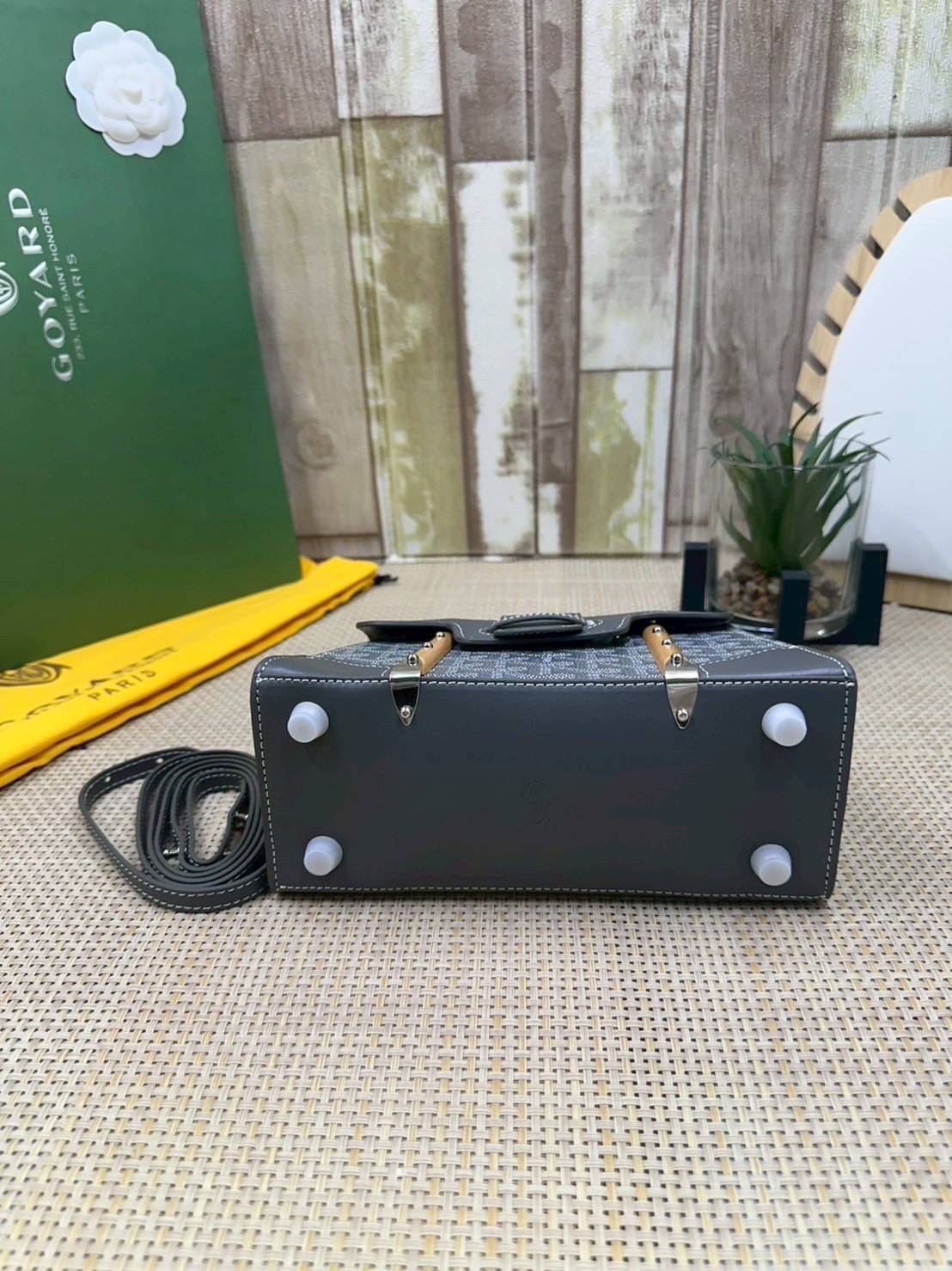 10 สี ORI หนังแท้ | GOYARD Saïgon Souple Mini Bag 20cm กระเป๋าถือ/สะพายดีไซน์หูจับไม้เป็นเอกลักษณ์ที่สวยหรูหราสง่างาม