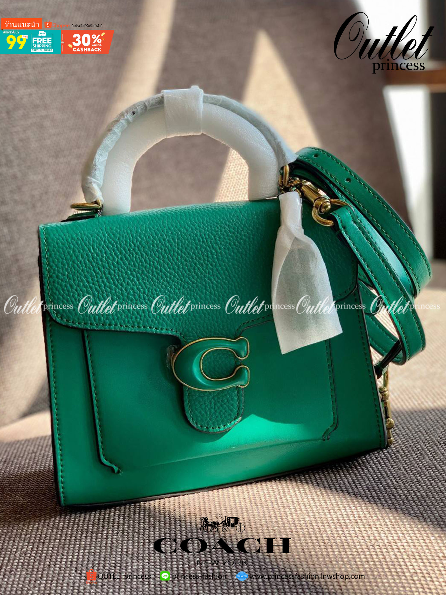 COACH TABBY TOP HANDLE 20 พร้อมส่งที่ไทยค่ะ! กระเป๋าหิ้ว//สะพายข้างได้ หนังแท้อย่างดี กหนึ่งใบทำหนังสองลายได้อย่างสวยงาม พร้อมโลโก้รุ่นใหม่ล่าสุดดูดีมากๆค่ะ เปิดปิดกระเป๋าแบบกดล็อค ภายในมีช่องหลักสองช่อง ใส่มือถือได้ทุกรุ่น;กระเป๋าเงินใบกลางได้;ของจำเป็นจ