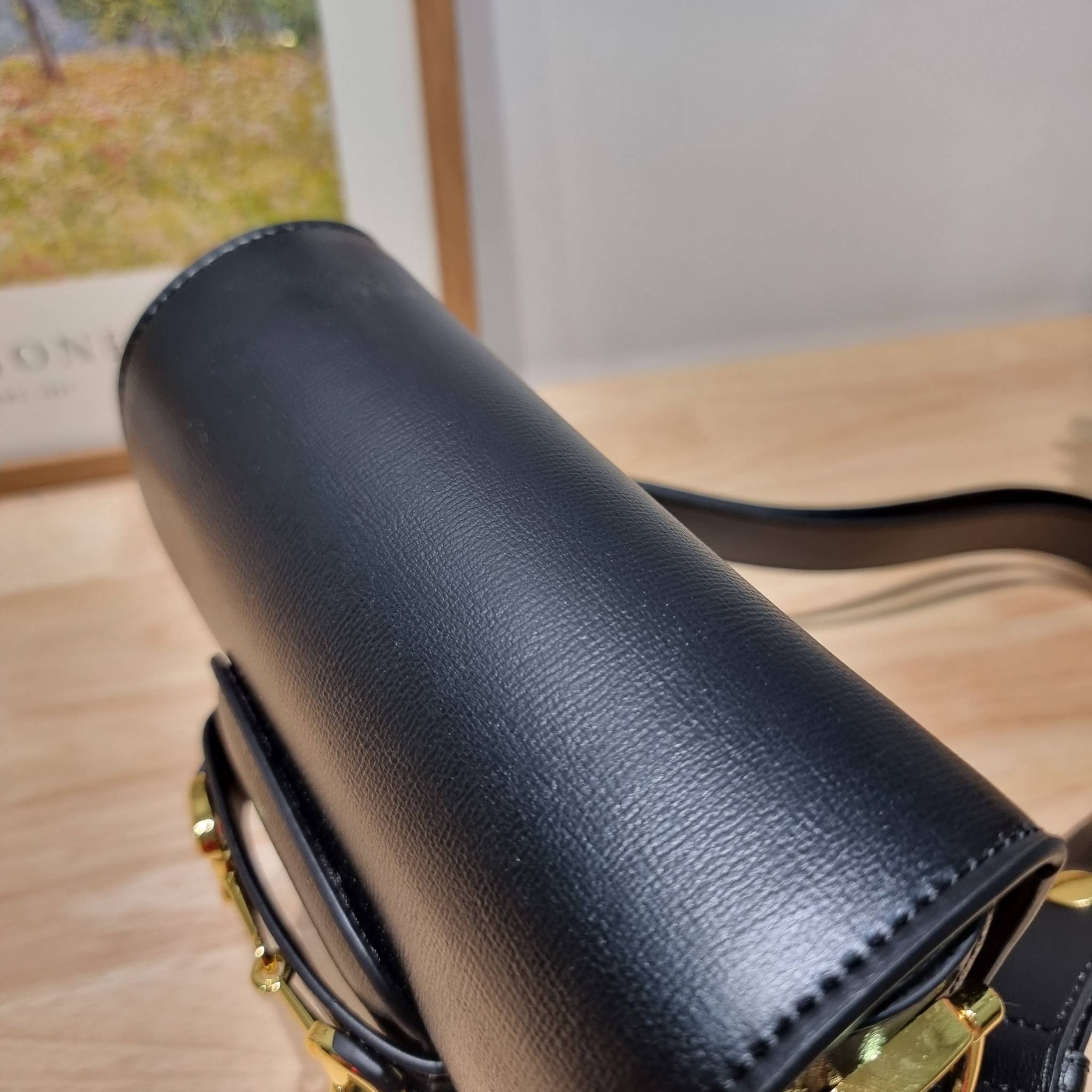 Gucci horsebit 1955 mini rounded bag / GUCCI BAG พร้อมส่ง 2 สี กระเป๋าสะพายไหล่/สะพายข้างทรงคลาสสิค มาในไซส์มินิ กะทัดรัด สวยอยู่ทรง