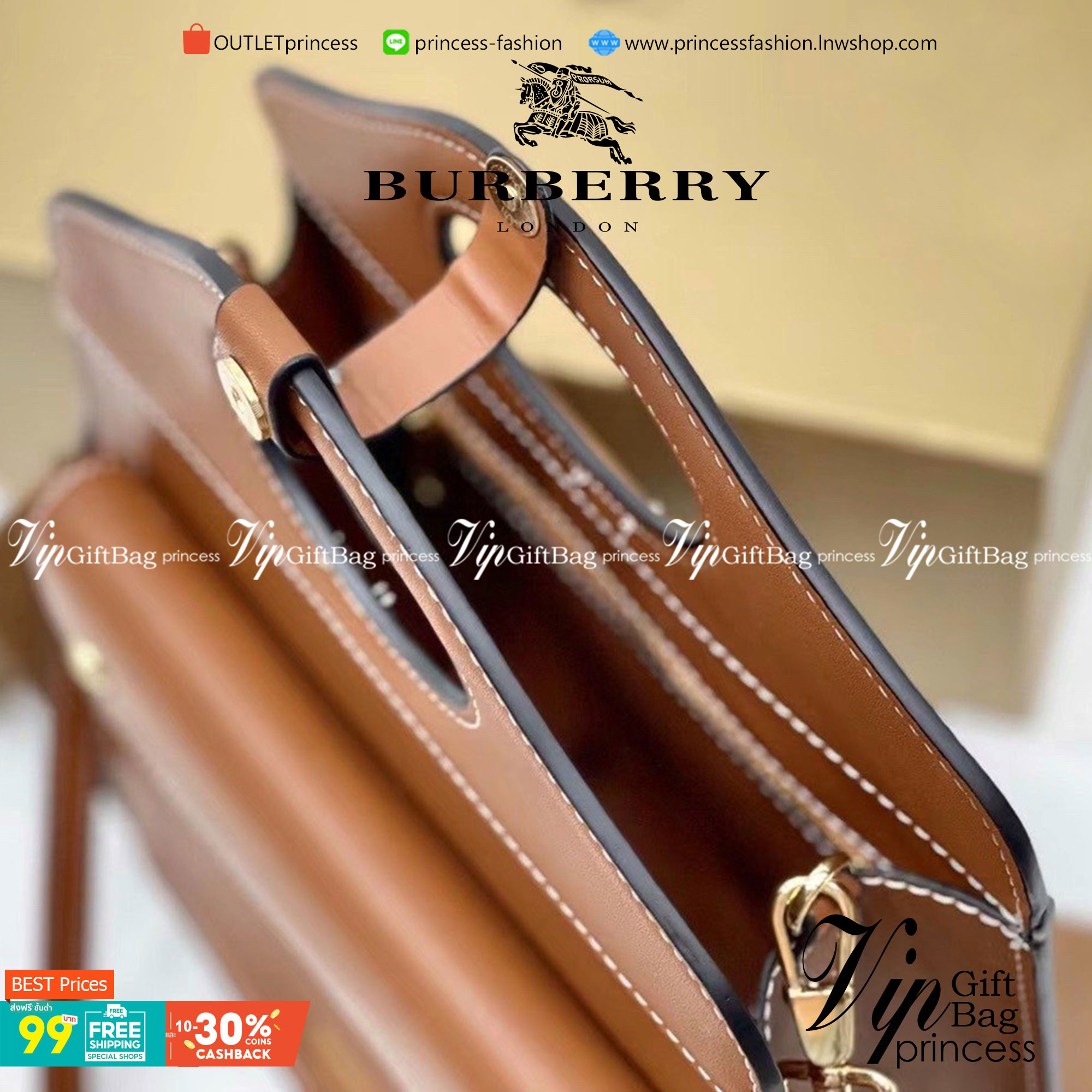 VIP 】BURBERRY FRAGRANCES CROSSBODY BAG VIP GIFT WITH PURCHASE (GWP) พรีเมี่ยมกิ๊ฟ Limited Edition ใหม่ล่าสุดจาก BURBERRY PERFUME วัสดุหนังแท้ Calf Skin ทรงเหลี่ยม ดีไซน์สวยหรูอยู่ทรง ด้านหน้ามีช่องใส่ของ ภายในโล่งกว้าง มีช่องซิปแบรนด์ สามารถใส่กระเป๋าสตาง