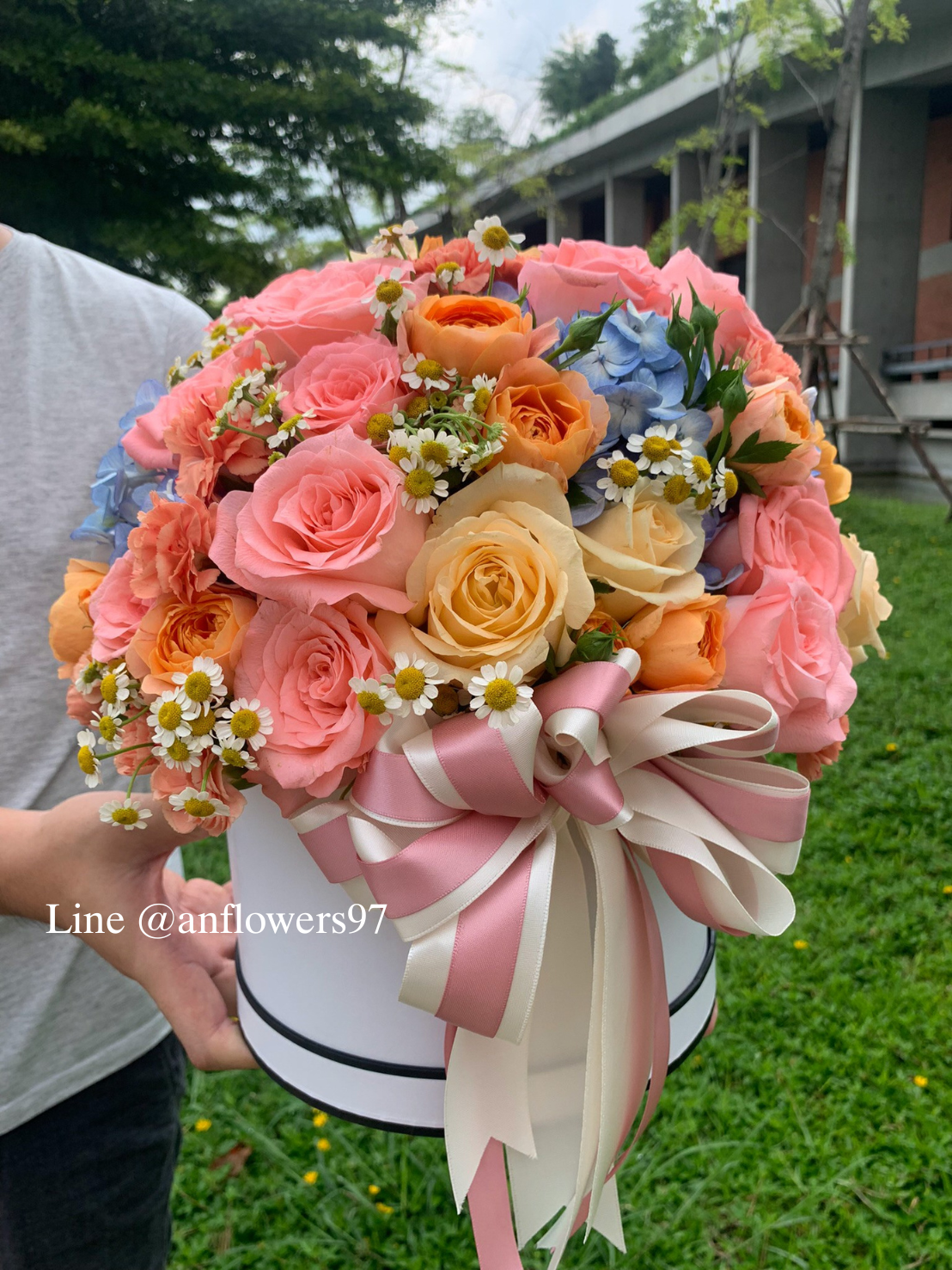 Flowers box ดอกไม้โทนสีส้มโอรส