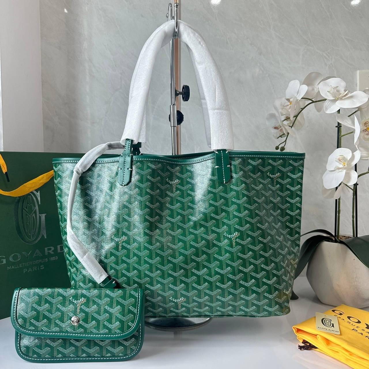 พร้อมส่ง 5 สี PM GOYARD ANJOU PM REVERSIBLE TOTE BAG / Goyard tote bag กระเป๋าทรงโท้ทใบใหญ่ เกรดไฮเอน 1:1 ใช้งานต่างประเทศได้ ภาพถ่ายจากงานขายจริง