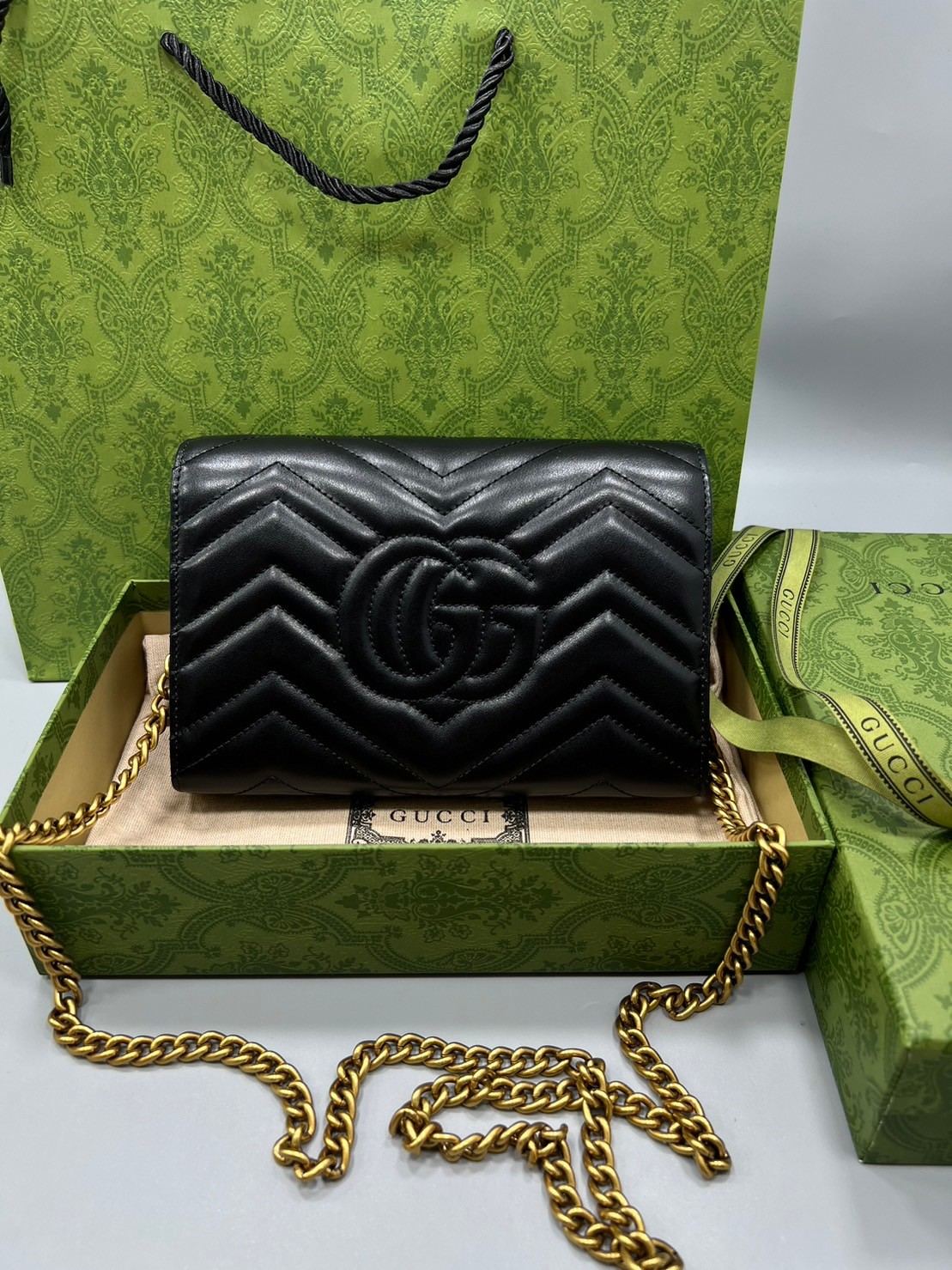 GUCCI GG Marmont Chain Wallet Matelasse Mini Soft Leather / GUCCI WOC เกรดออรินอล งานหนังสวยมากค่ะ ละมุนที่สุด ใส่บัตร ใส่แบงค์ได้ รับรองว่าจะเป็นกระเป๋าที่จะหยิบใช้งานได้บ่อยๆ รับประกันความสวยปังค่าาา