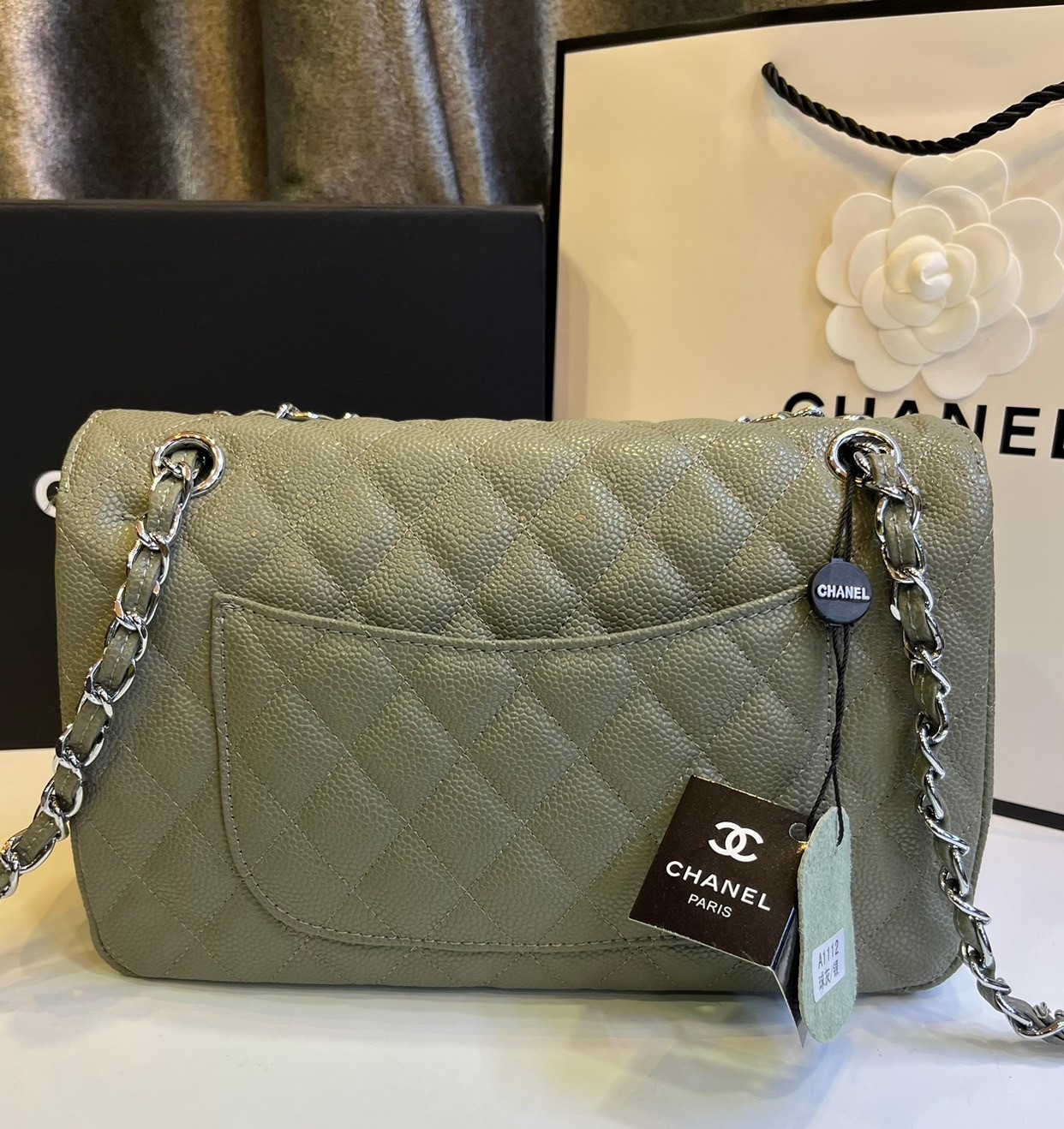 พร้อมส่งโทนพาสเทล CHANEL Classic in Pastel 25cm กระเป๋าสะพายรุ่นยอดนิยมเรียบหรู เกรดออริ 1:1 ใช้งานต่างประเทศได้ ภาพถ่ายจากงานขายจริง