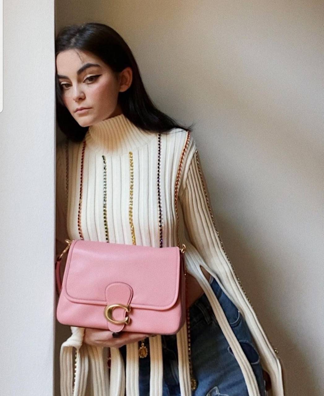 COACH SOFT TABBY SHOULDER BAG (C4823//C5261) กระเป๋าถือ กระเป๋าสะพาย ที่ใครๆก็เข้าถึงได้ หรูหรา คลาสสิค ลุคเรียบร้อย แต่ความสวยไม่น้อย! ดาเมจความลุคผู้ดีรุนแรงมาก!!เกินต้าน!!// วัสดุหนังแท้ทั้งใบ หนังเรียบ หนังนิ่มมากๆ อยู่ทรงสวยมากๆด้วย// ด้านในโล่งกว้าง