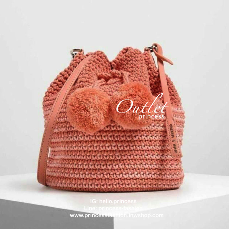 New arrival 2019!! CHARLES & KEITH CROCHET DRAWSTRING BUCKET BAG กระเป๋าถักใบน่ารักมากๆๆๆๆๆ😍 รุ่นนี้ไม่มีไม่ได้จริงค๊า ขนาดกำลังดี สะพายแล้วcute สุดๆ ตัวกระเป๋าจะถักทั้งใบ มีพู่ปอมด้านหน้า เปิดปิดแบบหูรูด ด้านในเป็นช่องกว้าง จุของได้ดี มีสายสะพายย
