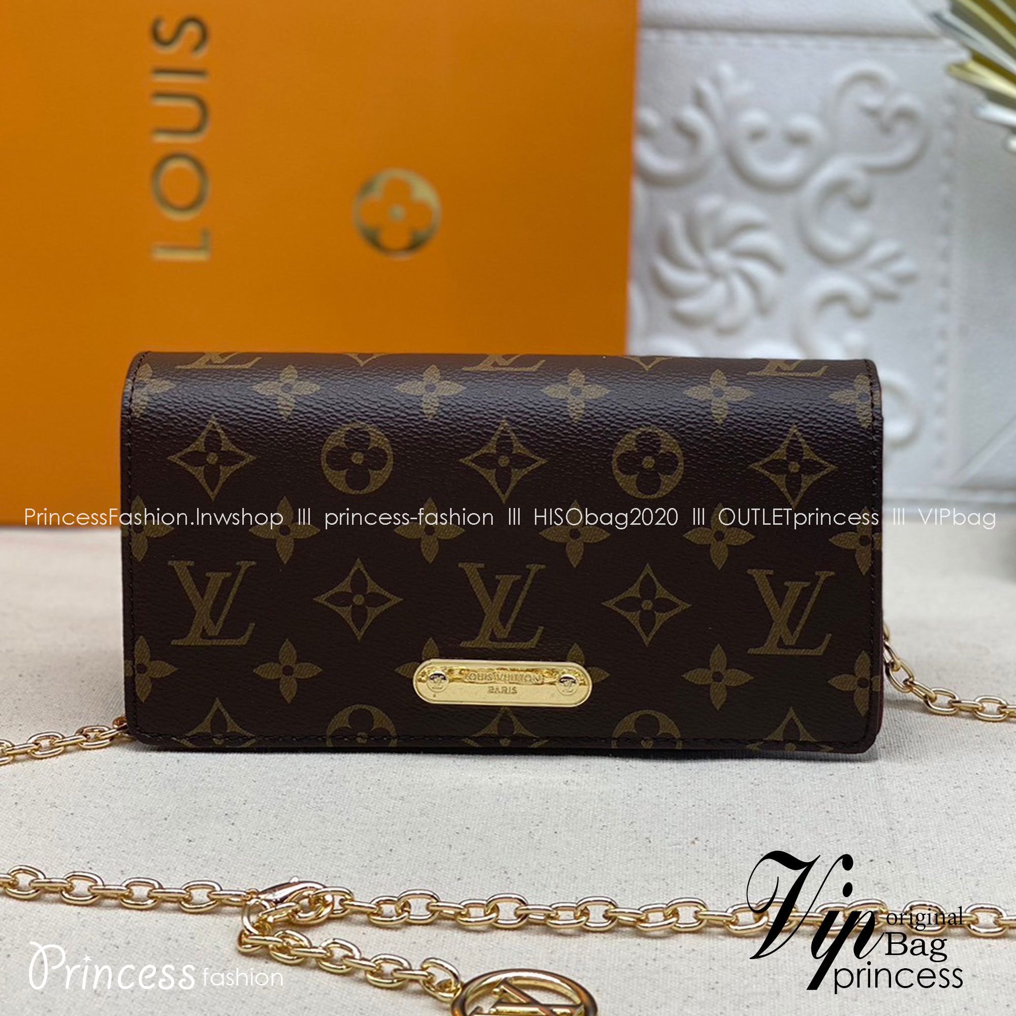 LV Wallet On Chain Lily Monogram Canvas / LV BAG พร้อมส่ง กระเป๋าสะพายทรงพอช คลาสสิค ดีไซน์เรียบหรู **รอบนี้จัดราคาพิเศษสุดคุ้ม งานสวยเกินราคาค่ะ