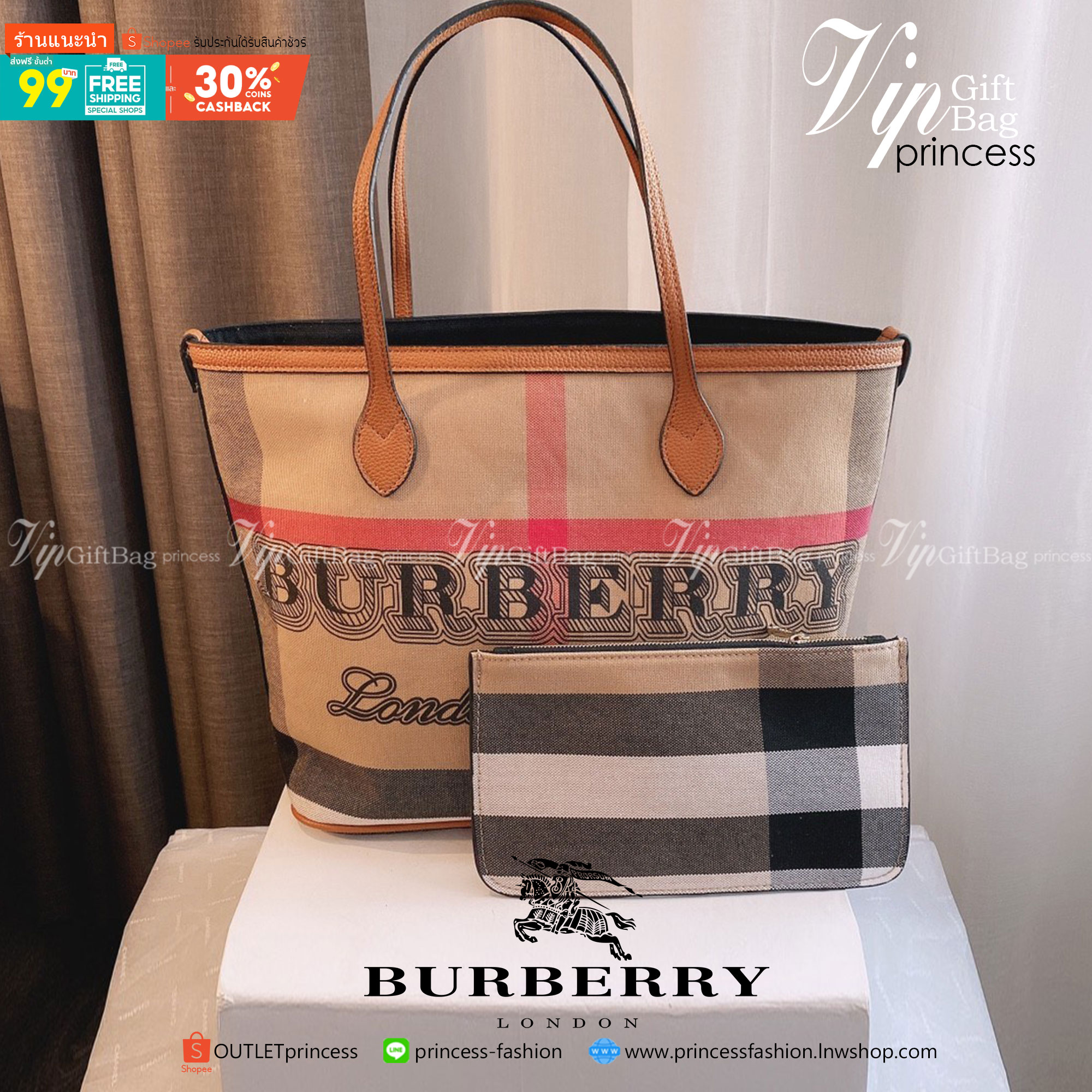 BURBERRY DUO TOTE VINTAGE BAG VIP GIFT WITH PURCHASE (GWP) พรีเมี่ยมกิ๊ฟ Limited Edition จากBURBERRY *ซื้อ1ได้ถึง2ใบ 👏👏 วัสดุหนังCANVAS หูหิ้วหนัง ภายในมีช่องใส่ของโล่งกว้าง สามารถใส่มือถือ ipad ของจุกจิกได้