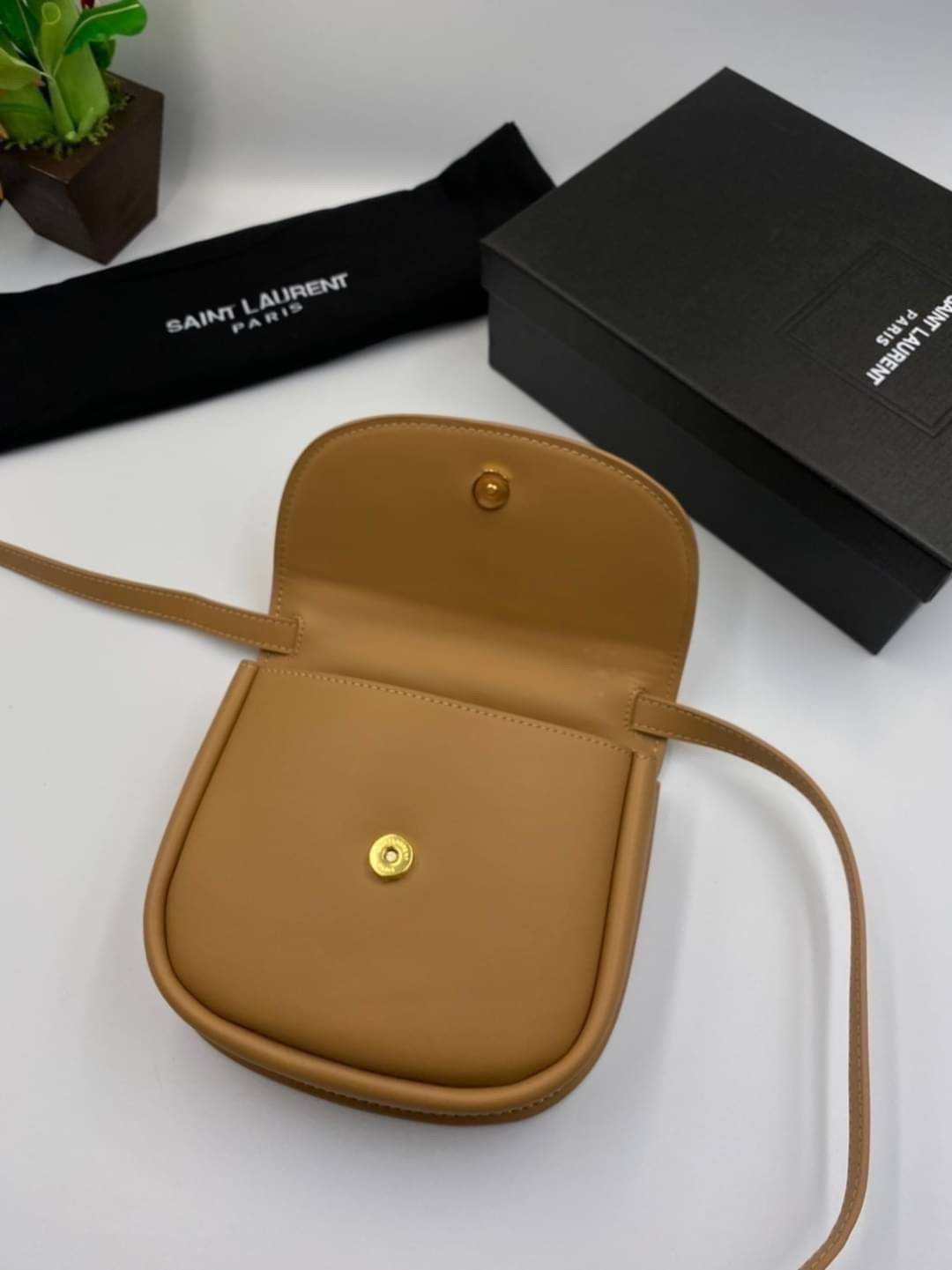 VIP 】หนังแท้ YSL SAINT LAURENT BORSA SATCHEL KAIA PICCOLA IN MORBIDA PELLE พร้อมส่งที่ไทย