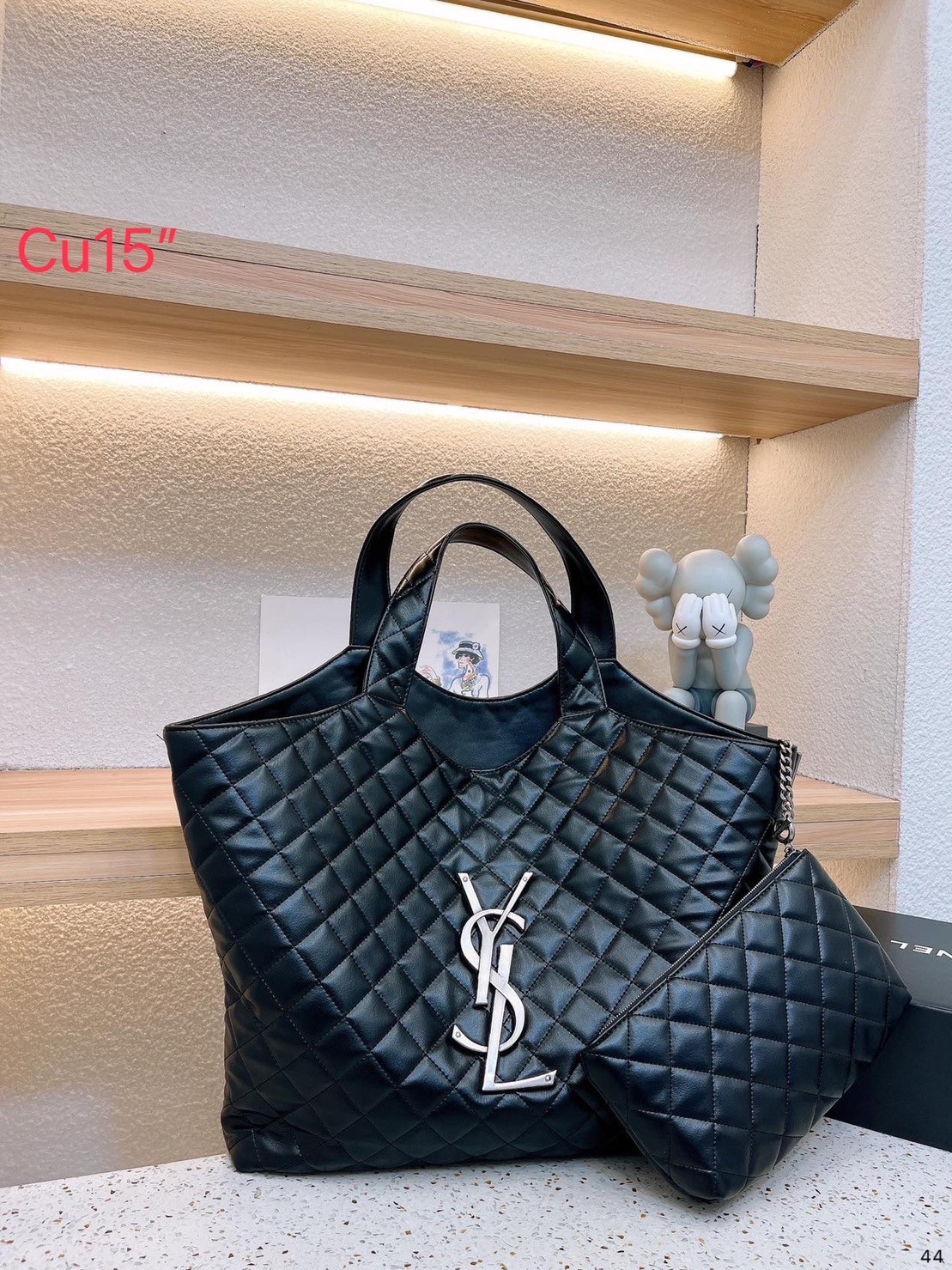 YSL tote bag / YSL ICARE MAXI SHOPPING BAG พร้อมส่ง 3 สี กระเป๋าใบใหญ่ทรงโท้ท ที่เอาอยู่ทุกลุค จุของได้แบบไม่ต้องกังวล พิเศษแถมใบลูกให้อีกใบ คุ้มค่ามากๆบอกเลย