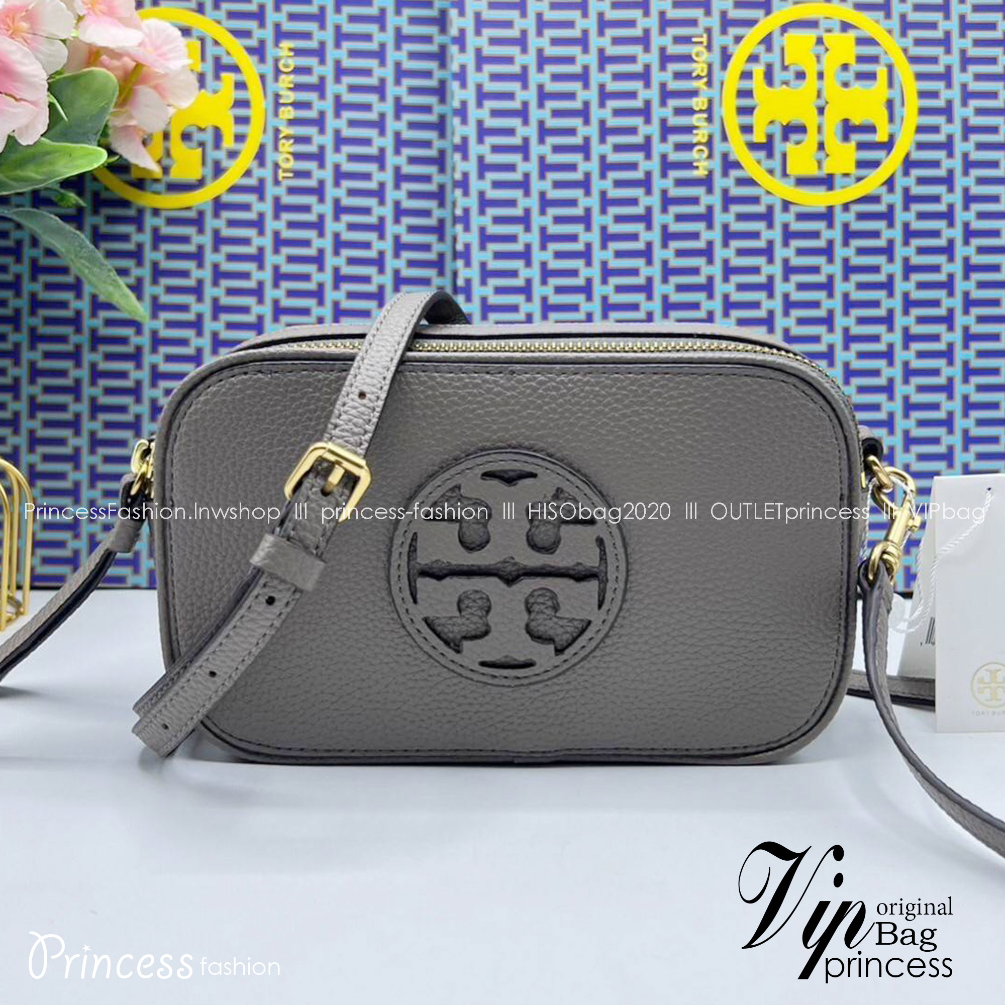 TORY BURCH Miller Mini Crossbody Bag / TORY CAMERA BAG / TORY BAG พร้อมส่ง 5 สี กระเป๋าสะพายใบเล็กมินิมอลในรูปทรงใหม่ที่คล่องตัว