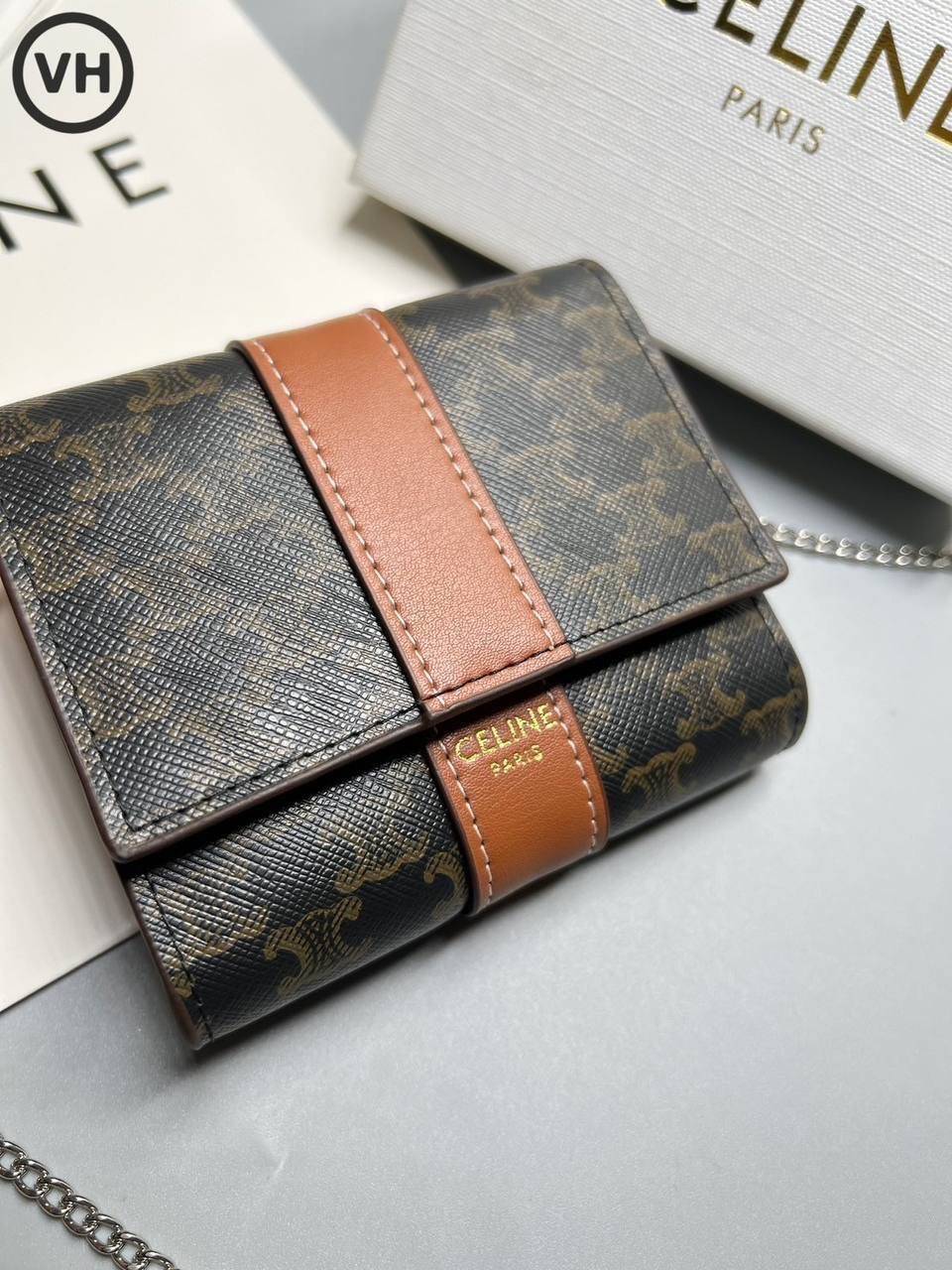 ORI หนังแท้ | CELINE Wallet / CELINE SMALL TRIFOLD WALLET IN TRIOMPHE CANVAS กระเป๋าสตางค์ใบสั้น 3 พับ กระเป๋าสตางค์เซลีน