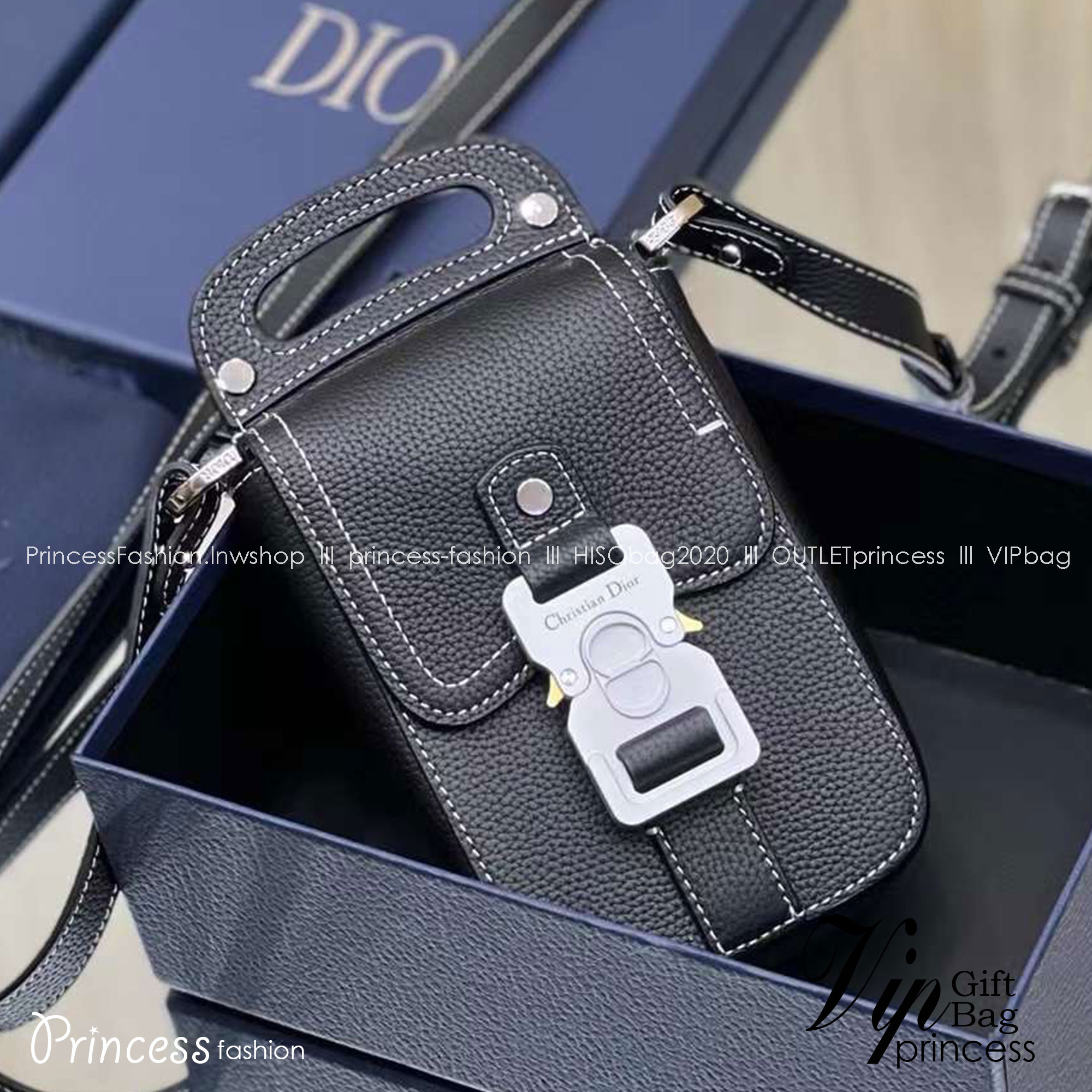 Dior Phone Oblique Bag / Dior Pouch Phone Oblique เกรดเทพออริจินอล ได้ใจหนุ่มๆไปเลยใบนี้!! หลงรักตั้งแต่แรกเห็นมีอยู่จริง!!