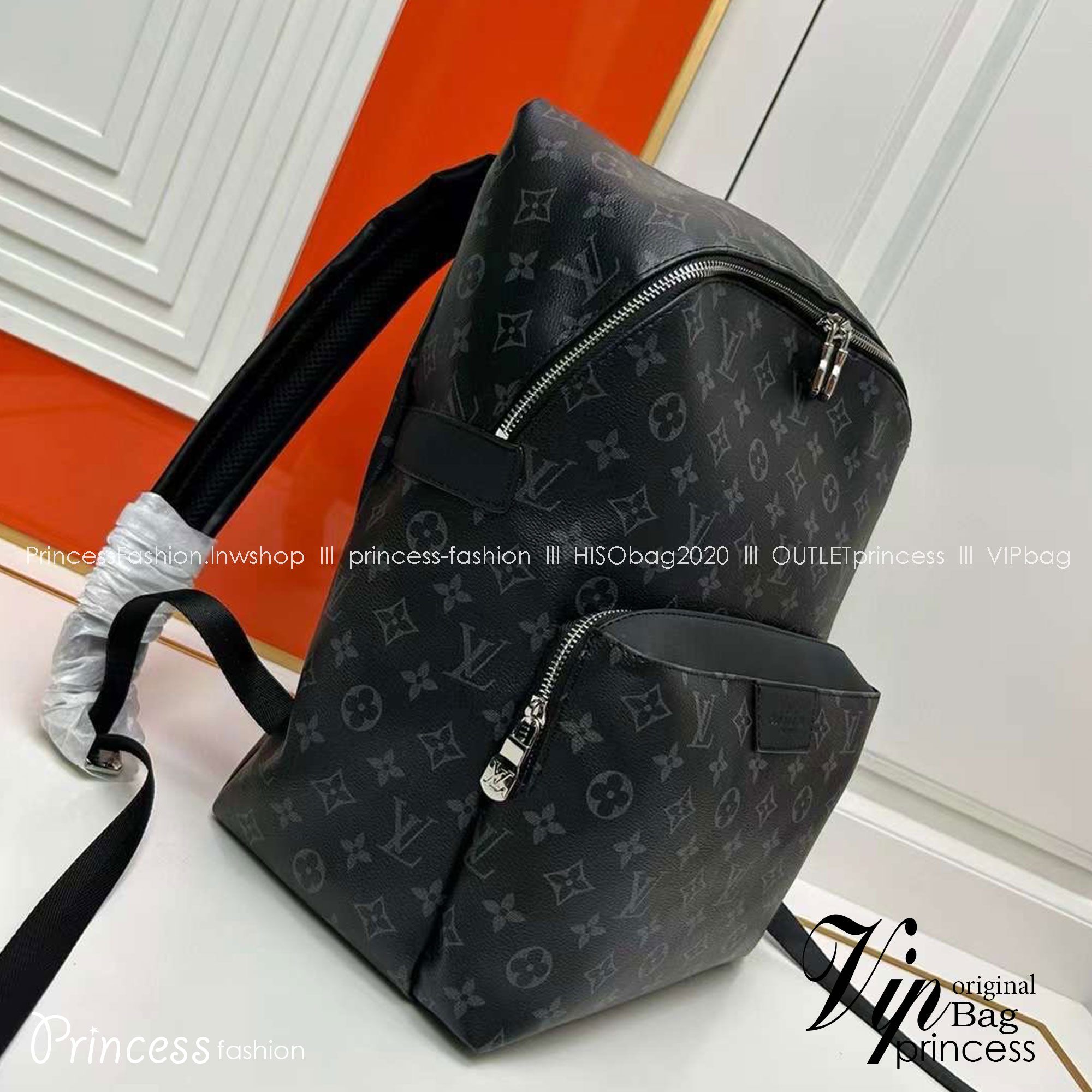 LV Discovery Backpack MM Monogram canvas / LV Backpack Black กระเป๋าเป้โมโนแกรมสีดำคลาสสิก เกรดออริ สลับแท้ 1:1 ใช้ต่างประเทศได้