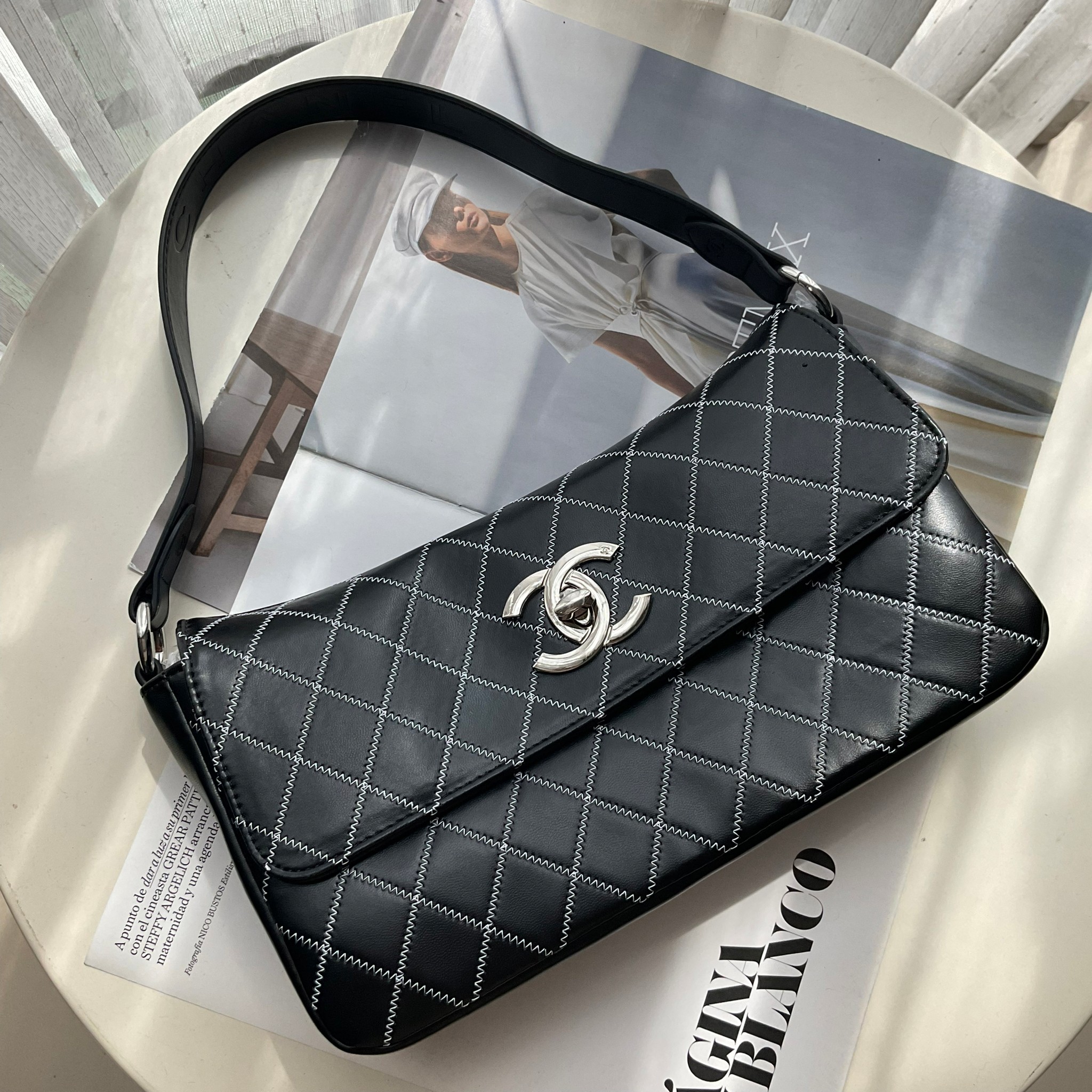 Chanel E/W Quilted Chain Stitch Flap Bag - Black Shoulder Bag / CHANEL VIP CROSSBODY BAG กระเป๋าทรงสะพายข้าง หนังพียู อะไหล่เงิน เย็บกิมมิคตารางสีขาว