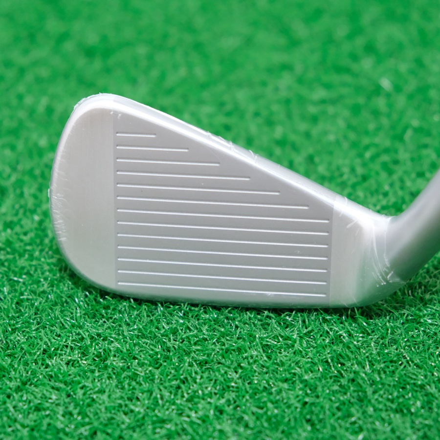 NEW TAYLORMADE P790 20° #4 IRON - MITSUBISHI MMT 65 FLEX R