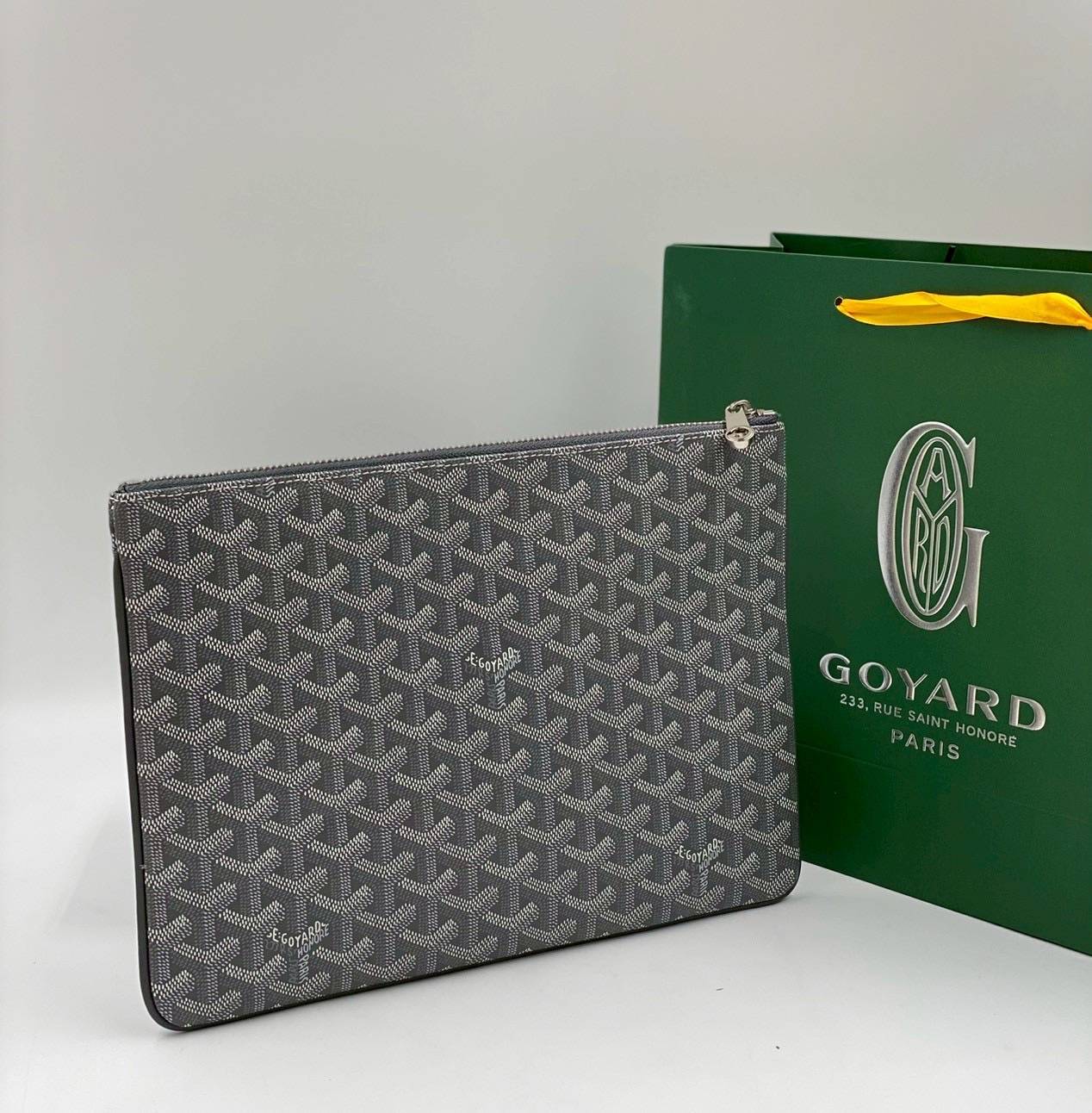 ORI หนังแท้ | GOYARD Senat MM Pouch / GOYARD Clutch Bag กระเป๋าทรงพอชคลัช ใช้เป็นกระเป๋าจัดระเบียบสำนักงานได้ เหมาะสำหรับใส่เอกสารขนาด A4, จัดระเบียบสิ่งของในกระเป๋า หรือใช้เป็นกระเป๋าคลัตช์สำหรับใช้ในชีวิตประจำวัน