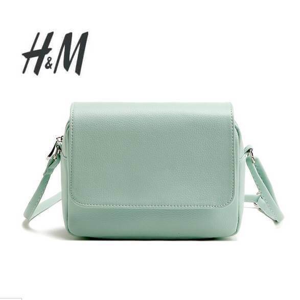 กระเป๋าสะพาย H&M รุ่น cross body bag มี 4 สี : ดำ , ชมพูนู๊ด , เหลือง , มิ้นท์