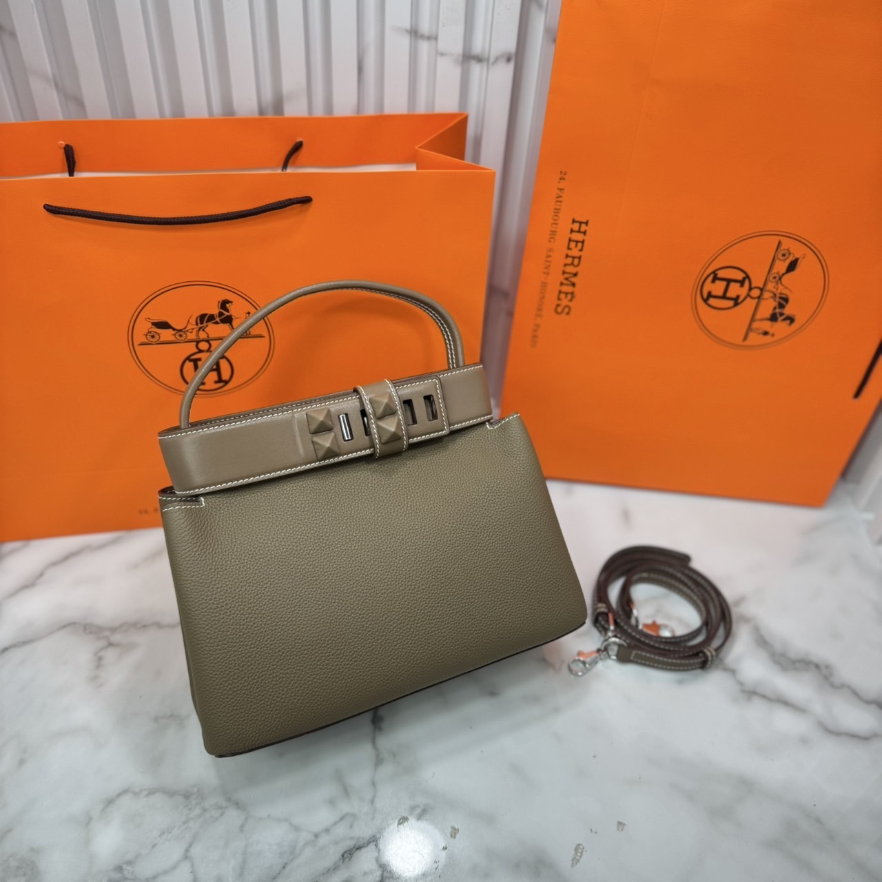 ORI หนังแท้ | Hermes Medor Bag กระเป๋าสะพายดีไซน์ใหม่ แบรนด์หรูระดับไฮคลาส หรูหรา ลัคชู