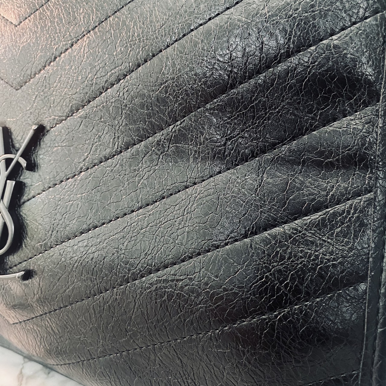 YSL Shopper Niki Tote Bag กระเป๋าสะพายทรงโท้ทใบใหญ่กำลังสวย หรูหราขั้นสุด เสิร์ฟมาให้สวยทันใช้ปีใหม่แน่นอน ใบจริงดูแพงเกินคุ้ม -- [รับตัวแทนกระเป๋า]