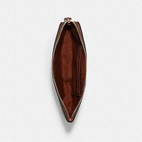 COACH C5624 LARGE CORNER ZIP WRISTLET IN SIGNATURE CANVAS WITH STRIPE สีใหม่กับคอลเลคชั่นที่ปังข้ามปี ฮิตไม่เลิก!! กระเป๋าคล้องมือ ดีไซน์ลายแถบสี สดใสน่าใช้มาก!! ขนาดเหมาะพกพา วัสดุหนังแคนวาส ภายในใส่ธนบัตร หรือใส่บัตร ใส่เหรียญ ได้หมด!! iphone13 pro ใส่ไ