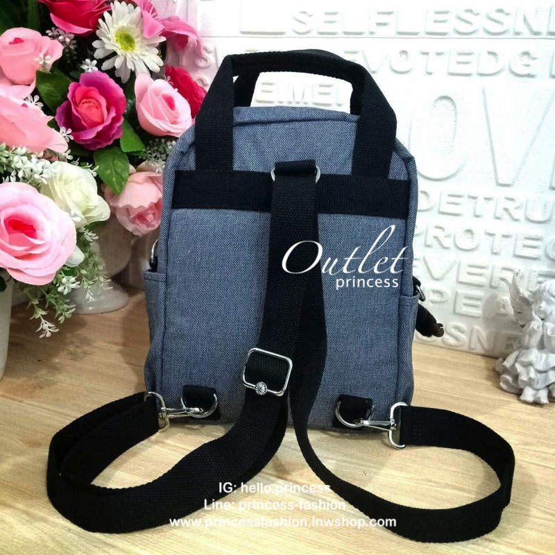KIPLING 3 WAYS MINI BACKPACK 👍กระเป๋าสะพายรุ่นใหม่วัสดุ Nylon & Polyester 100% 👍หูหิ้วมีลายปั้มแบรนด์ 👍สายสะพายยาวเลื่อนปรับได้ถอดได้ 👍สามารถถือหรือสะพายได้ จะสะพายไหล่ สะพายเฉียง Crossbody หรือจะคล้องสายเป็นเป้สะพายหลัง Ba