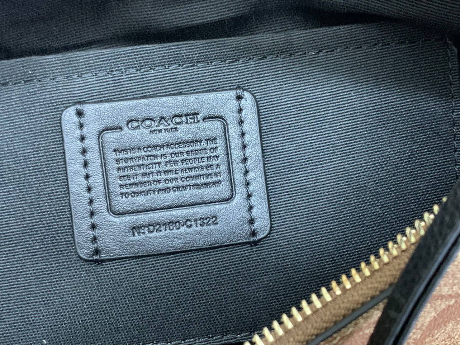 COACH BAILEY HOBO WITH WHIPSTITCH ((C4108//C1322)) พร้อมส่งที่ไทย!! สวยจริงไม่จกตาแน่นอนค่าา กระเป๋าทรงโค้ง ใช้แบบหิ้วหรือคล้องไหล่ก็ดูดี ใช้วัสดุหนังแท้ชั้นดี หนังสวยมากๆค่ะ ด้านหน้าใช้อะไหล่แบรนด์ตัวใหญ่ หรู ดูสะดุดตามีเดียว