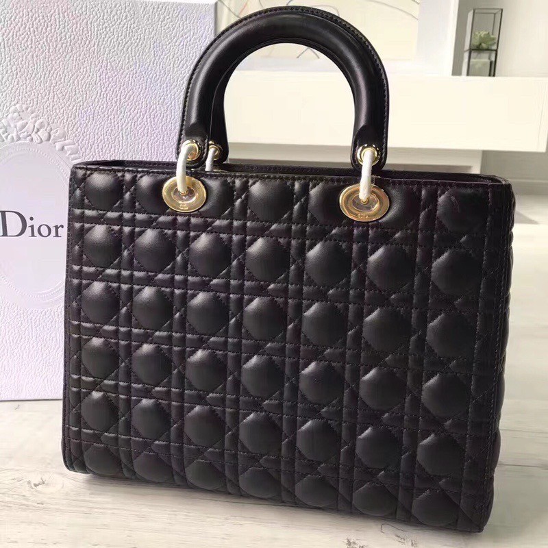 หนังแท้ LARGE LADY DIOR BAG Black Cannage Lambskin / Dior Lady Large พร้อมส่งที่ไทย งานหนังแท้ทั้งใบเกรดออริจินอล ภาพสินค้าถ่ายจากงานขายจริง ใช้งานต่างประเทศได้