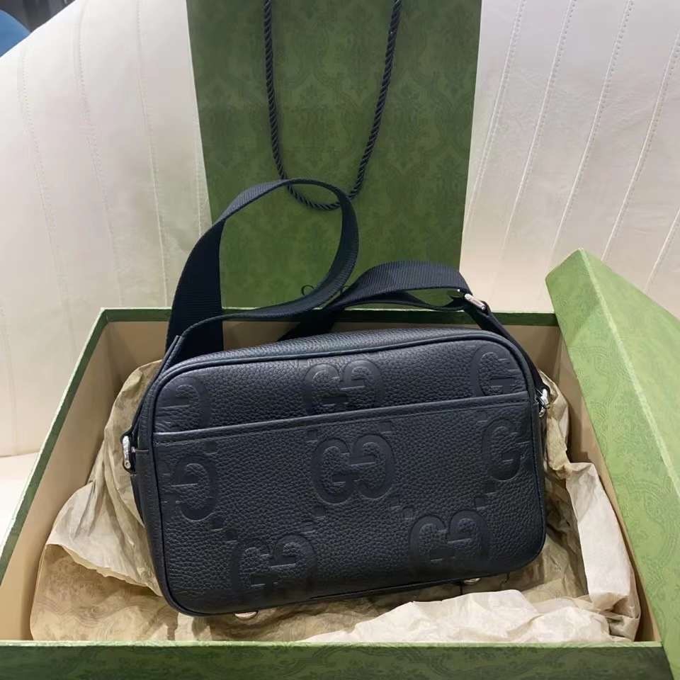 GUCCI JUMBO GG MEDIUM MESSENGER BAG Black jumbo GG leather กระเป๋าทรงแมสเซ็นเจอร์สีดำคลาสสิค เกรดออริ ท็อป สลับแท้ 1:1 เกรดดีสุด ใช้งานต่างประเทศได้