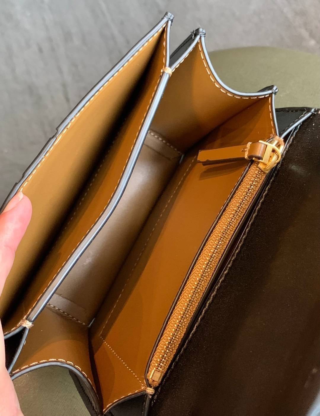 TORY BURCH ELEANOR SMALL SHOULDER BAG / Tory Burch Eleanor quilted shoulder bag น้องเล็ก หรู ดูแพง ลุคไหนๆ ใบนี้เอาอยู่เลยค่าา! Best seller ใครยังไม่มีติดตัว รอบนี้จัดเลยค่าา