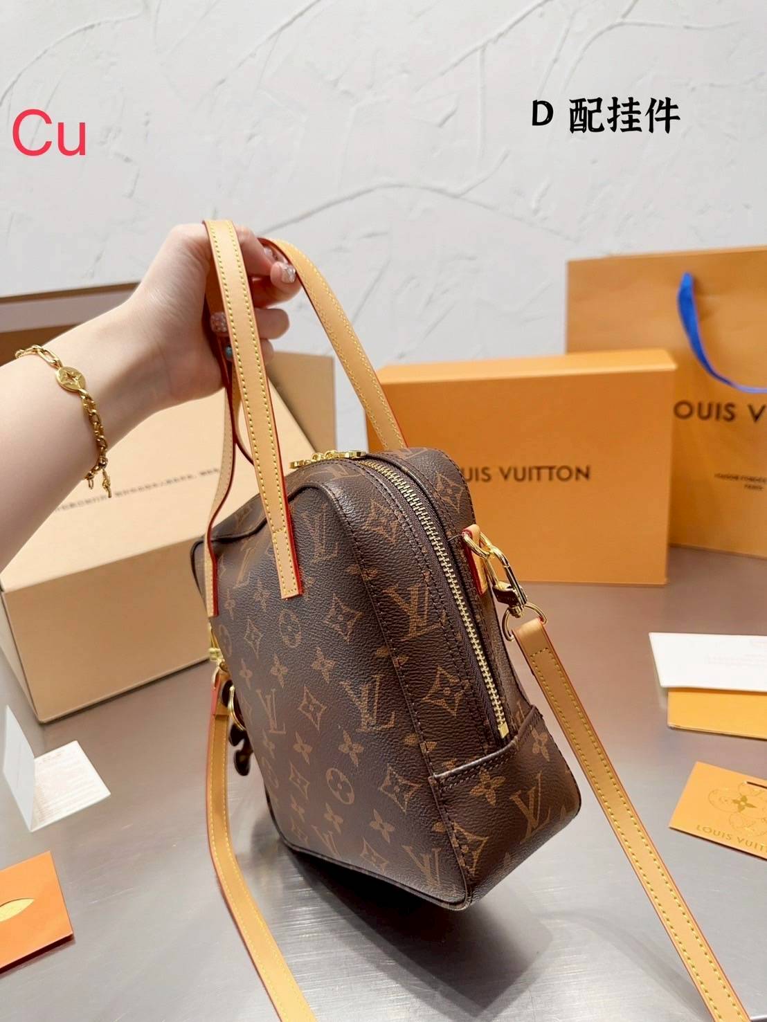 LV Spontini Tote Bag กระเป๋าทรงโท้ทวินเทจ รุ่นตามหาที่หายากมากๆ พร้อมส่งแล้ววันนี้ รีบจับจองน้าา งานพิมพ์ลายโมโนแกรมคมชัด ซิปรอบ หูจับในตัวพร้อมสายสะพายยาว ภายในโล่งกว้าง สวยคลาสสิก