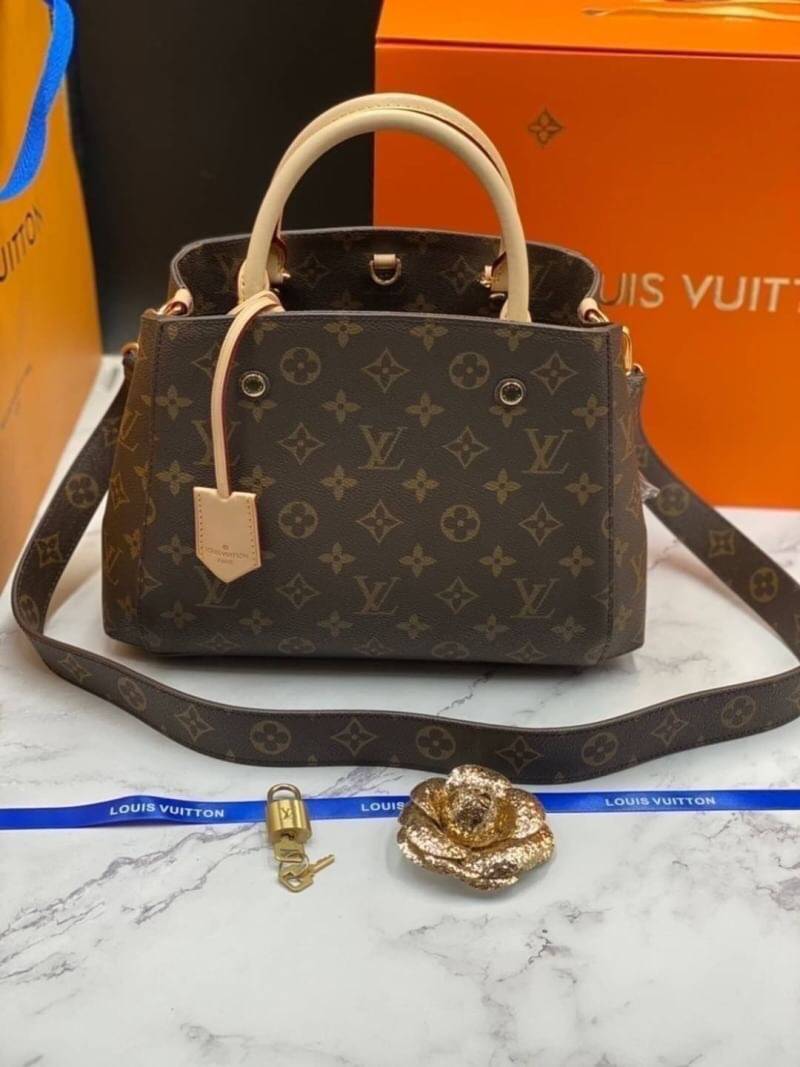 VIP 】หนังแท้ LOUIS VUITTON Montaigne BB M41055