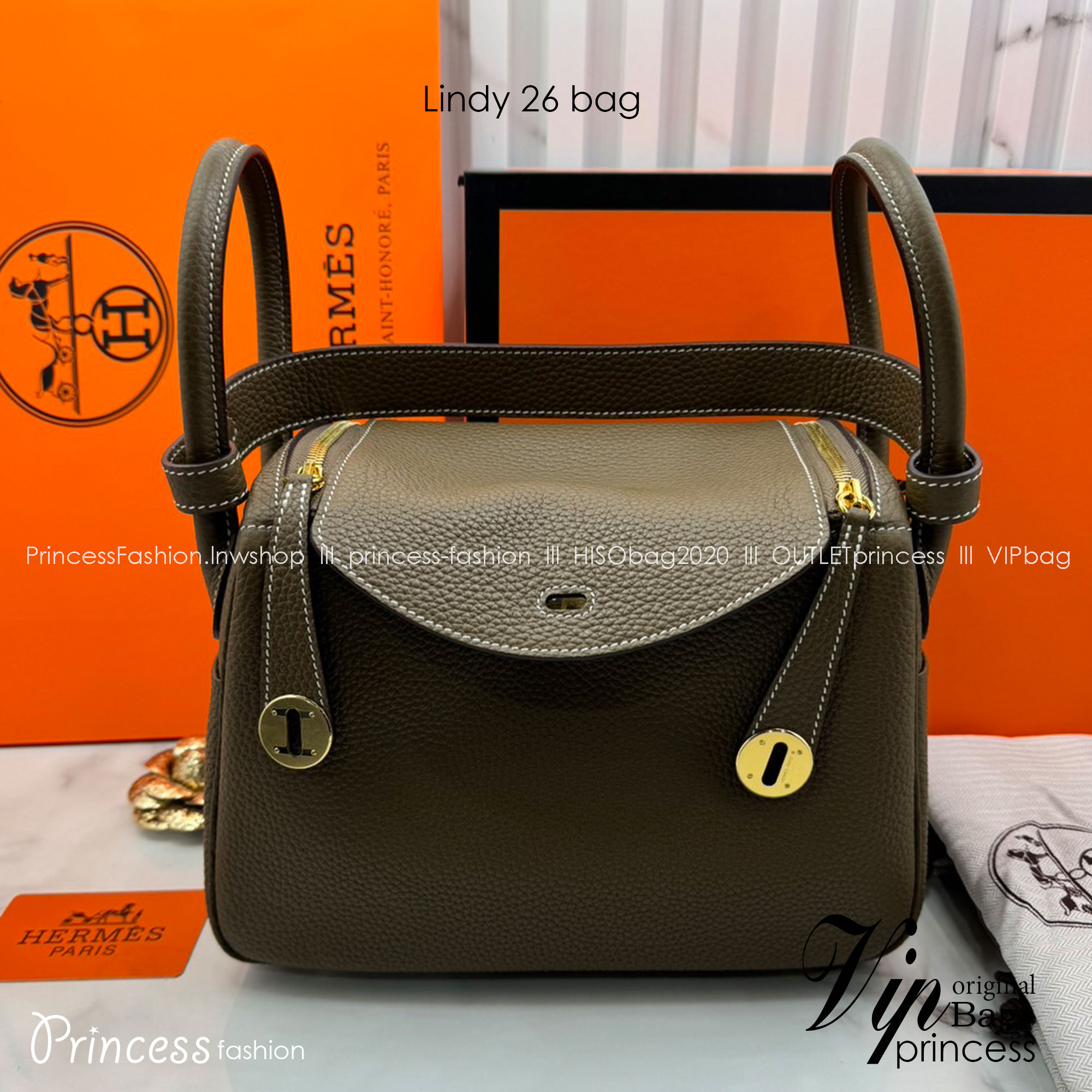 พร้อมส่ง 15 สี HERMES Lindy 26 bag กระเป๋าทรงโท้ทหนังสวยอย่างดี เอกลักษณ์ของความเรียบหรูไฮคลาสอย่างสมบูรณ์แบบ เกรดออริ สลับแท้ งานสวยตามรูป ใช้งานต่างประเทศได้