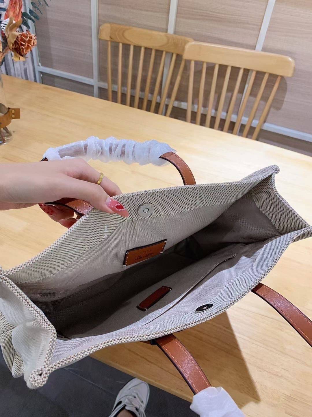 Large: CHLOÉ Woody large leather-trimmed cotton-canvas tote corita kent tote 14” canvas