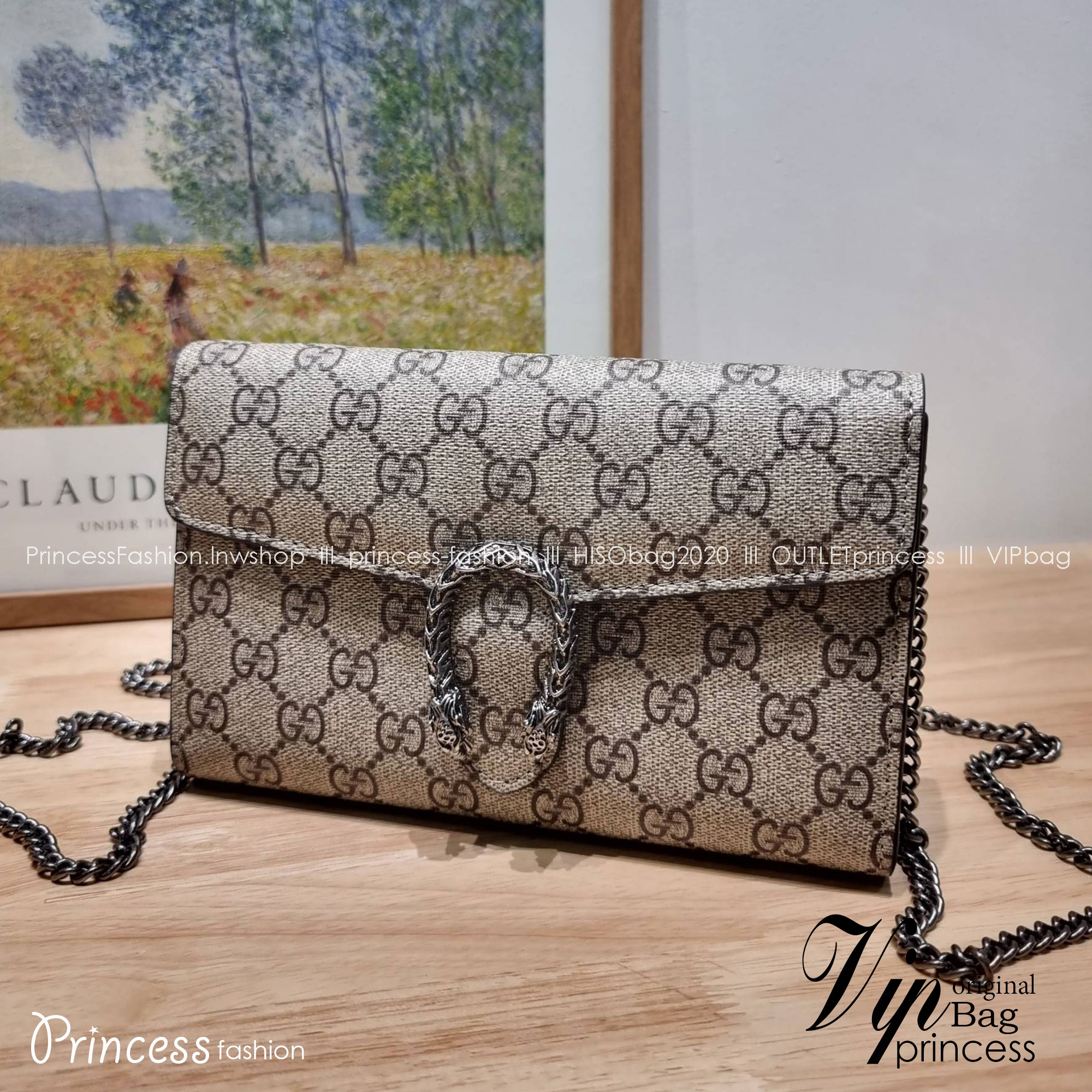 Dionysus GG Supreme chain wallet / Gucci woc dionysus chain bag พร้อมส่ง กระเป๋าสะพาย crossbody คลาสสิควินเทจ ดึงดูดและสะกดสายตาด้วยอะไหล่ดีเทลหรูรูปหัวสิงโต ถือเป็นคลัชท์ หรือสะพายก็อัพลุคหรูได้อีก