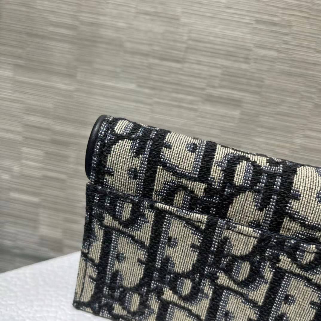 หนังแท้ DIOR SADDLE FLAP CARD HOLDER พร้อมส่งที่ไทย กระเป๋าใส่การ์ดงานหนังแท้และผ้าแจ็คการ์ด เกรดเทพออริจินอล ภาพสินค้าถ่ายจากงานขายจริง ใช้งานต่างประเทศได้